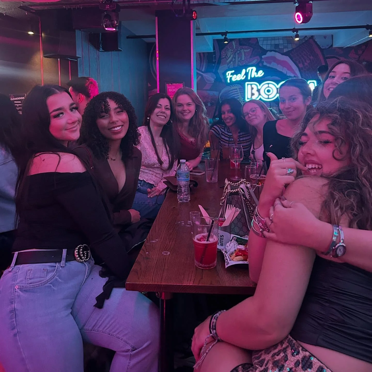 Throwback to our first S73DC social event🥂 
We had the best time bottomless brunching and boogieing🕺✨💗 

Now to plan the next&hellip;any ideas? Comment below🫶🏼

Swipe to end to see what happens when you let Xaynia carry a tray of shots🤭😂

📍 @