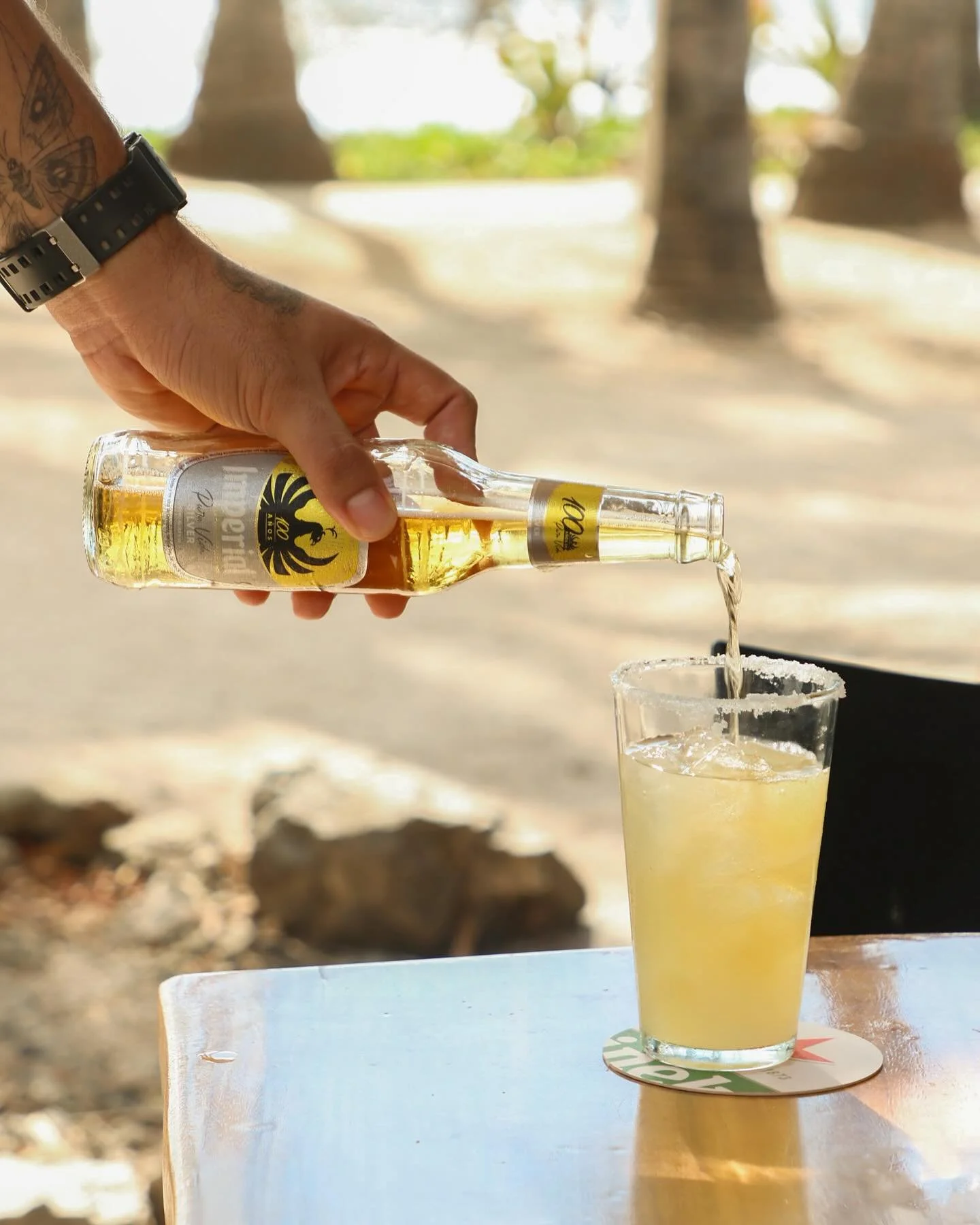 Qu&eacute; tal una michelada para el calor del medio d&iacute;a? 🍺

How about a michelada for the midday heat? 🍺

#BeachLife #CervezaImperial #PuraVida #Michelada #PlayaJunquillal #CostaRica