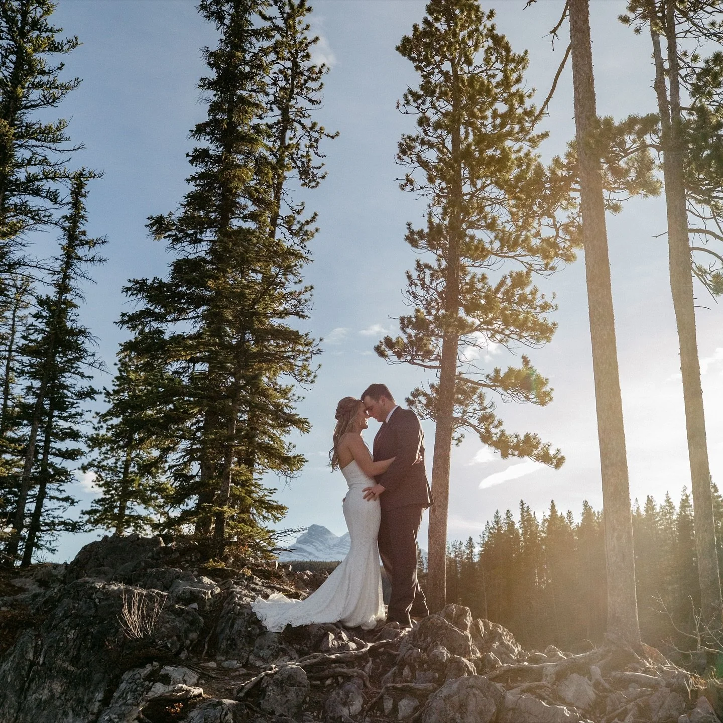 Another year of loving you, laughing with you, and choosing you &mdash; always 🥰

Still missing our sidekick everyday but know he&rsquo;ll forever be watching over us!

#weddinganniversary #choosinglifewithyou #lakeminnewanka #explorealberta #fitcou