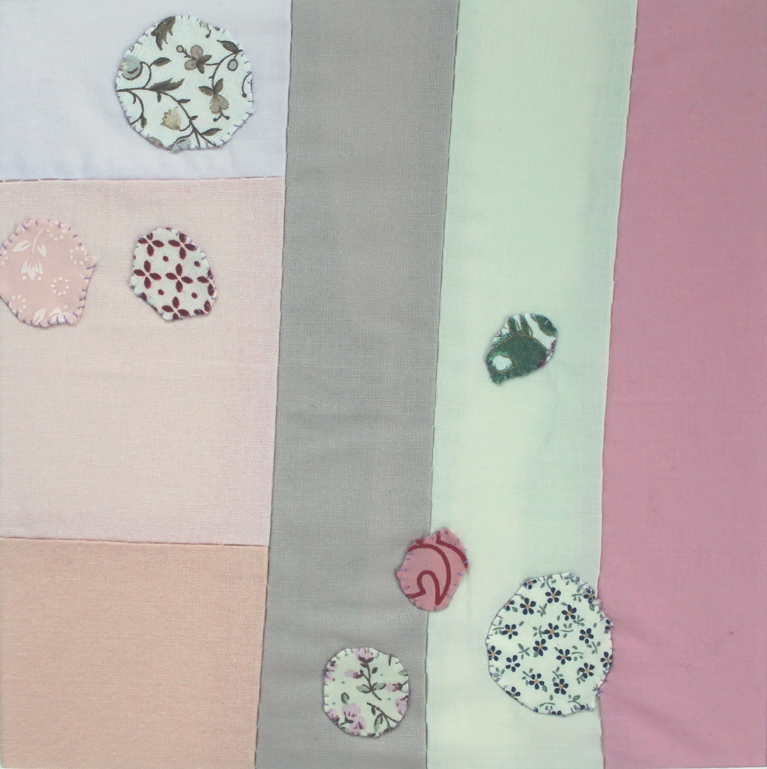 'Unsure'
Hand pieced freestyle block, with needle turn applique.