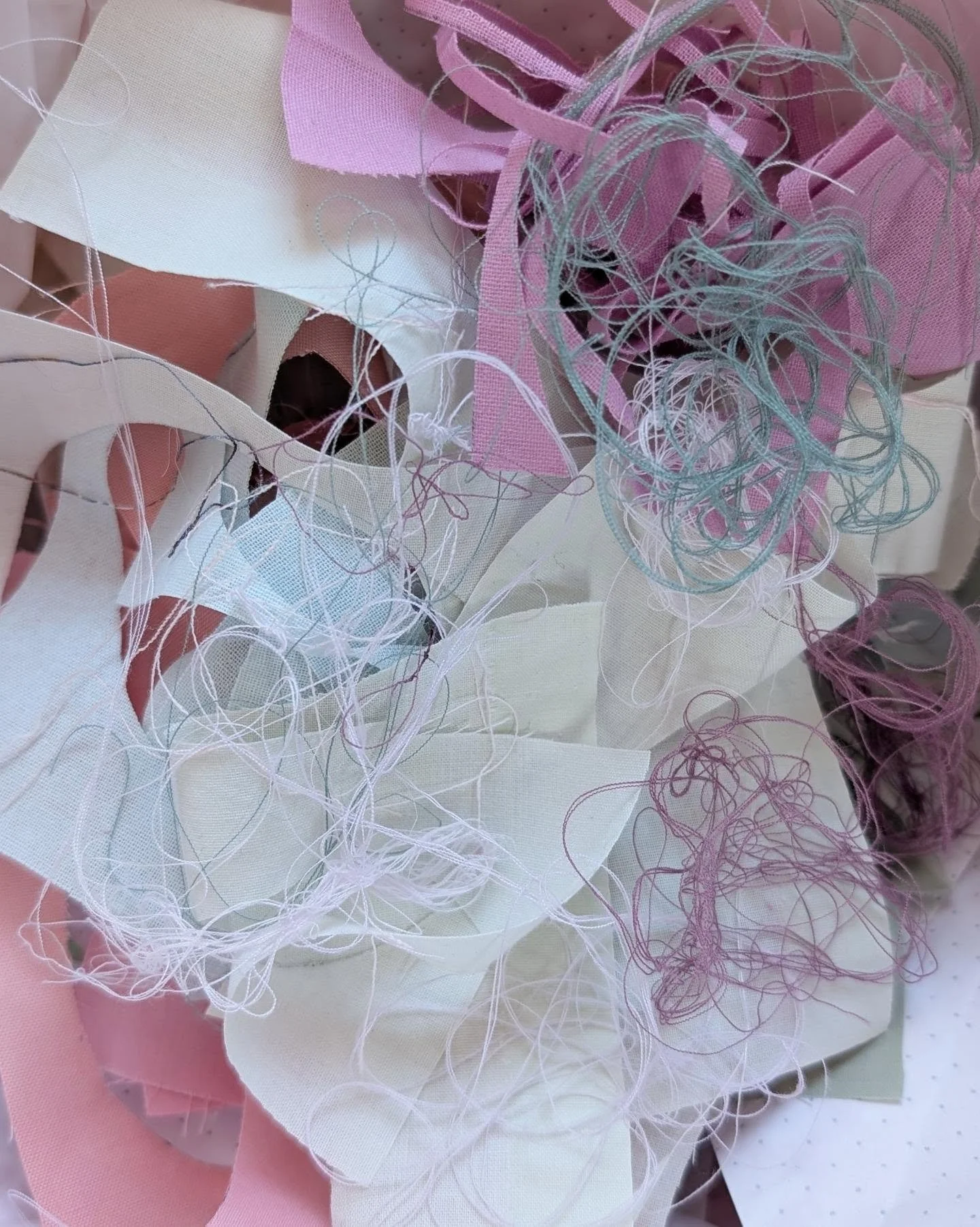 Coming on to the timeline with a belated 2025 post! 🌟

2025 was a huge year for me; I took on a lot of changes and challenges, but it was one of my most "me" years yet. Finishing uni and moving back home left me in a bit of a limbo, but I 