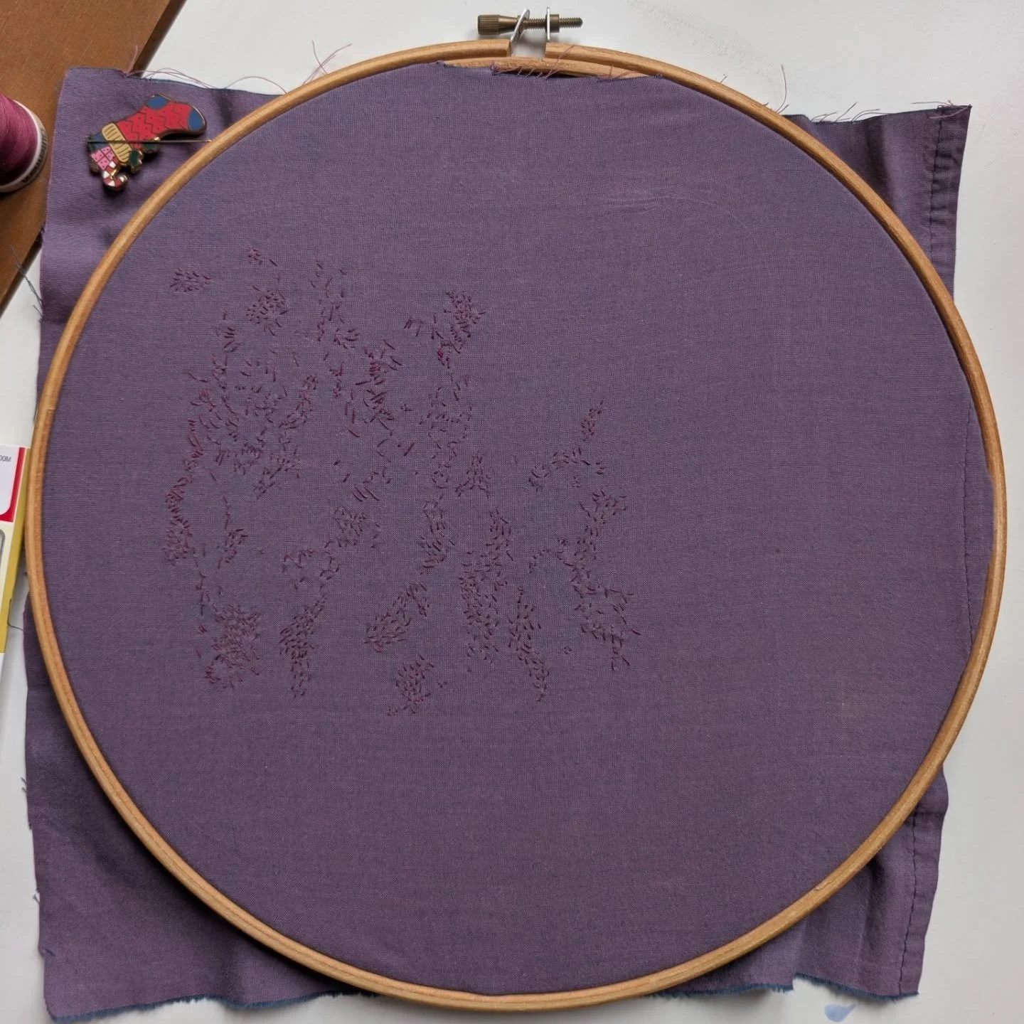 Some more stitching following on from my last post 🪡

I put this piece down at the start of the month when it was just a few random marks. I didn't really like it at that stage, but I didn't want it to go to waste so I've forced myself to come back 