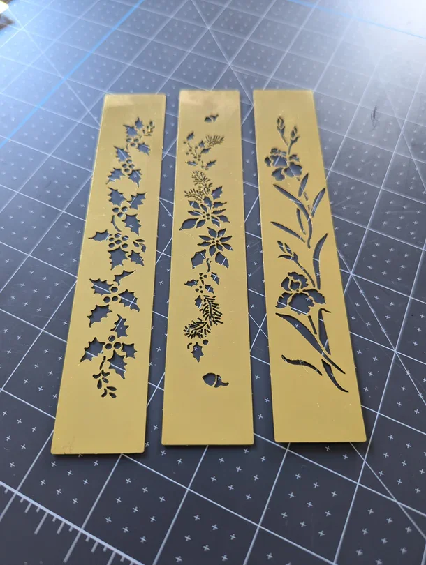 Flower Border Embossing Stencil Set (3 pcs)