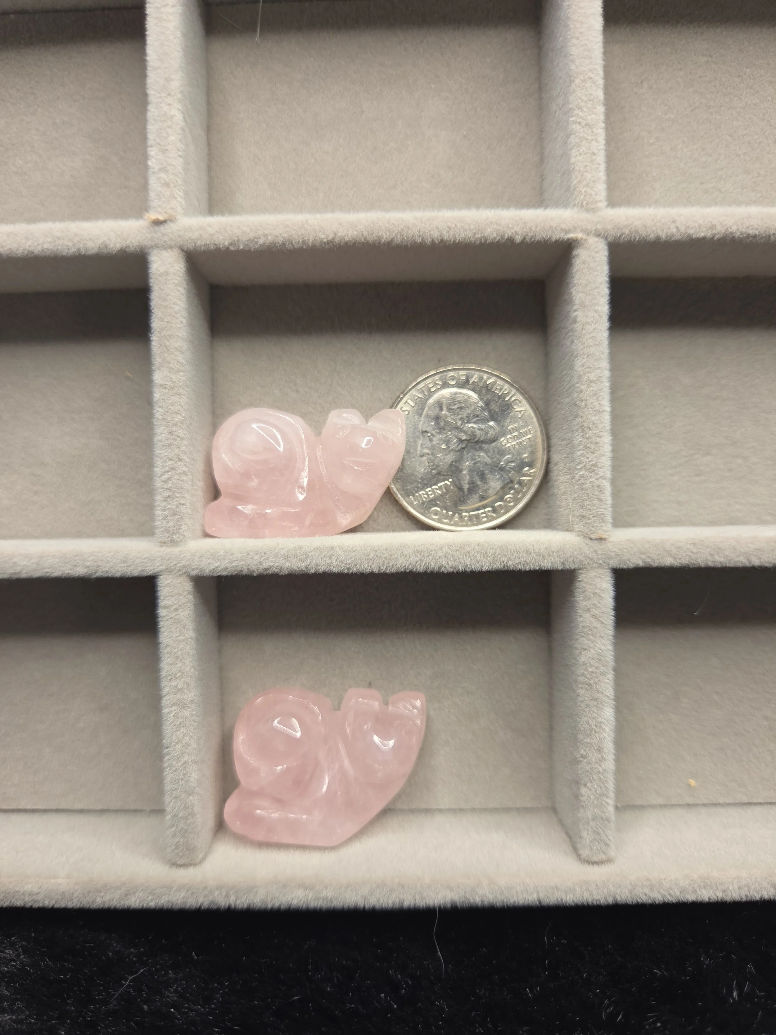 Mini Snails - Rose Quartz