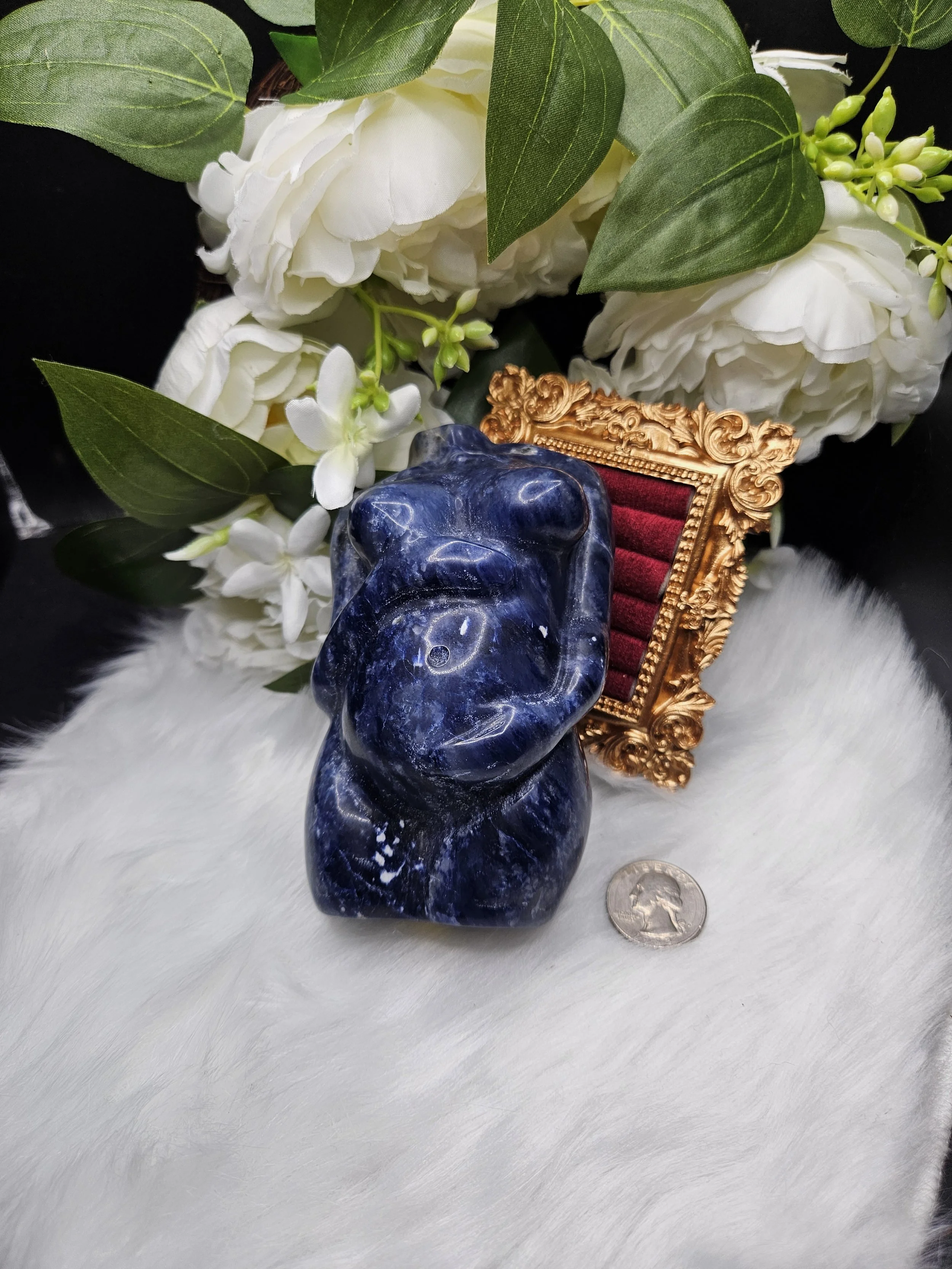 Sodalite Pregnant Lady Body Carving