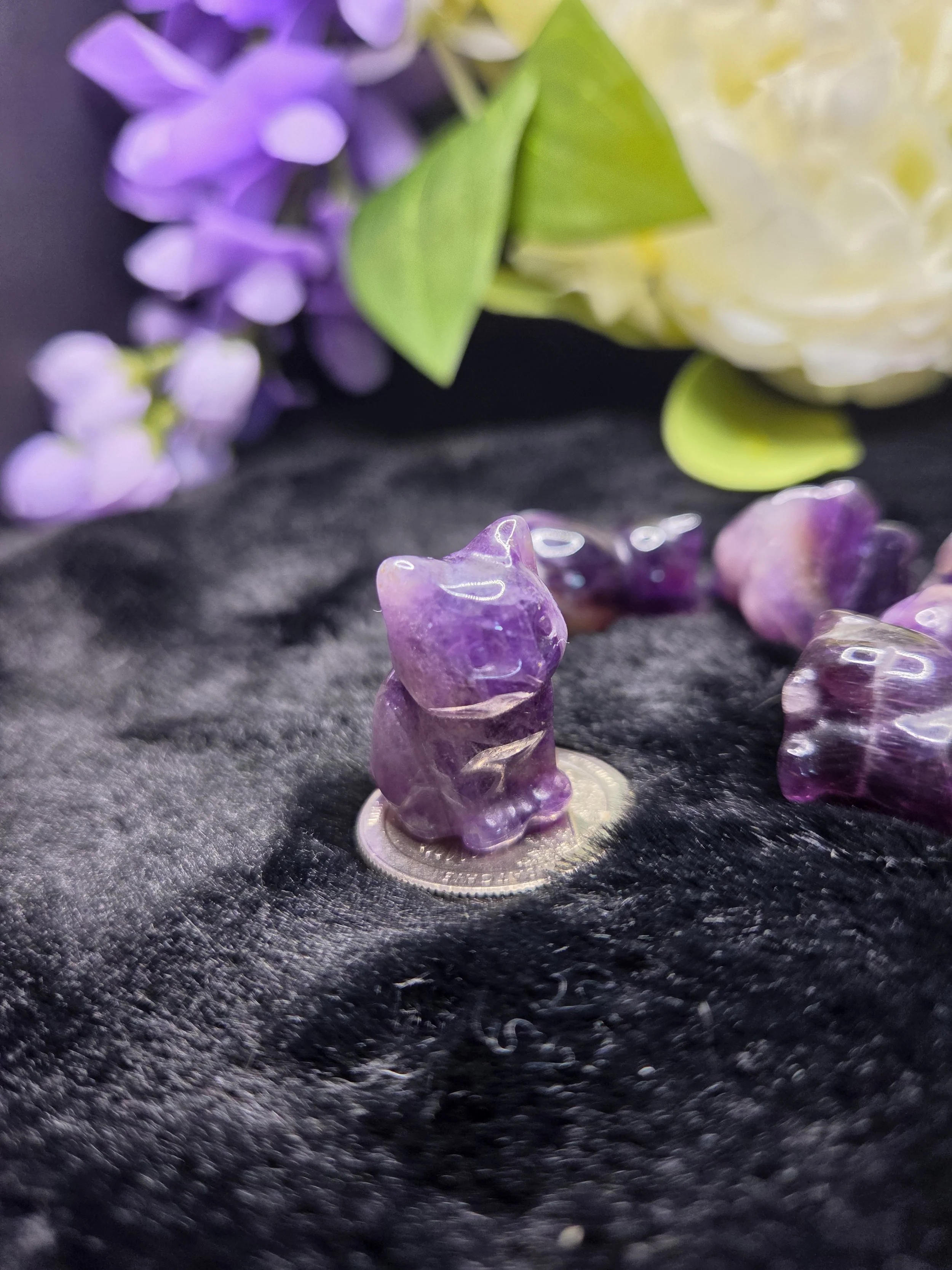 Random Pick Mini Familiars - Amethyst Cats