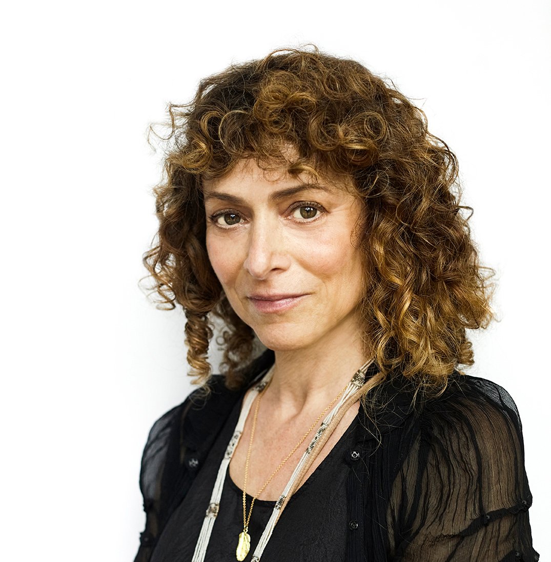 Julie210520_Hudson_Portrait_ DRAFT2_WV - Julie Metz.jpg