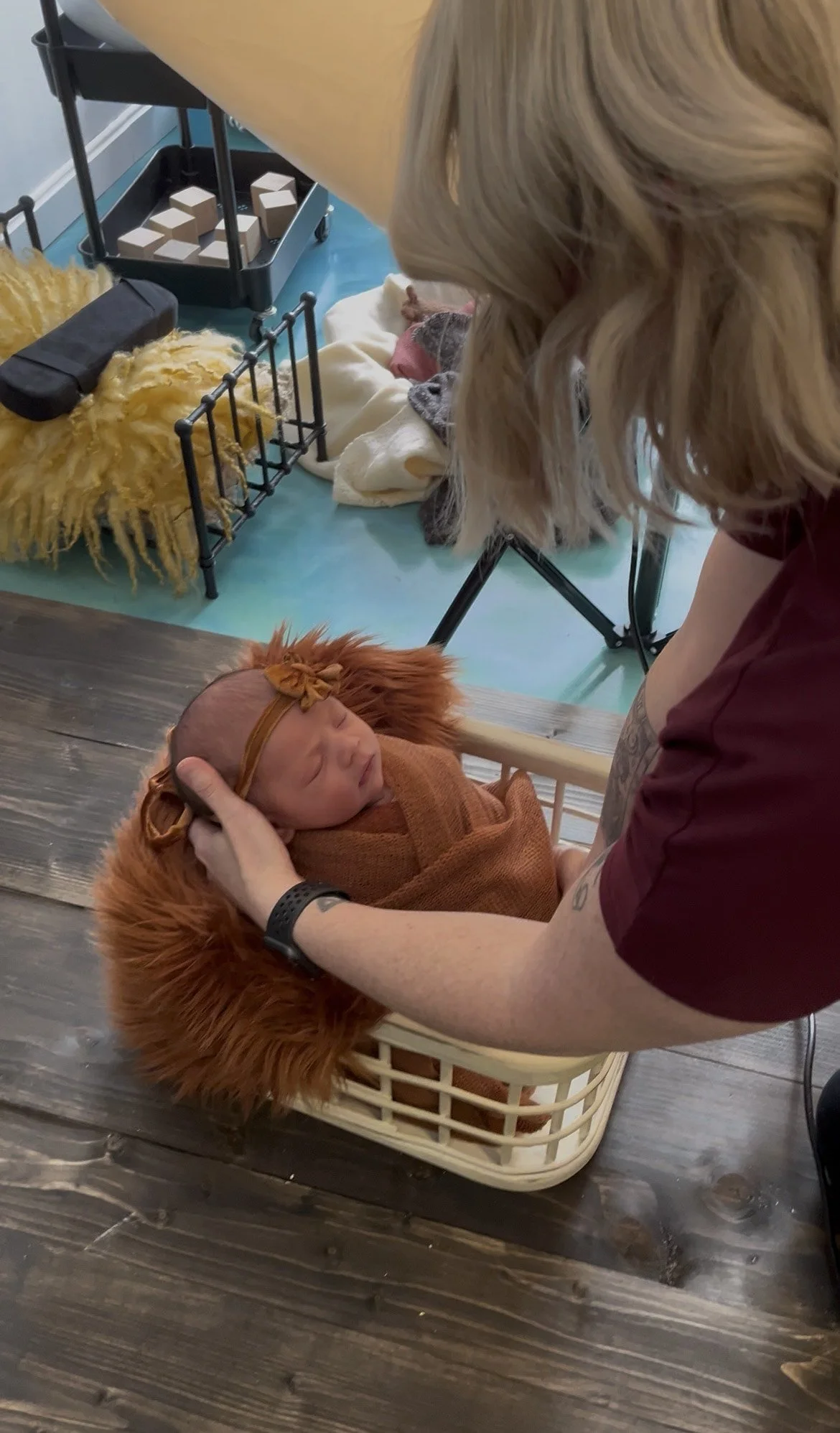 A Behind-the-Scenes Look at a Typical Studio Session | With a Louisville &amp; Bardstown Photography Studio Experience