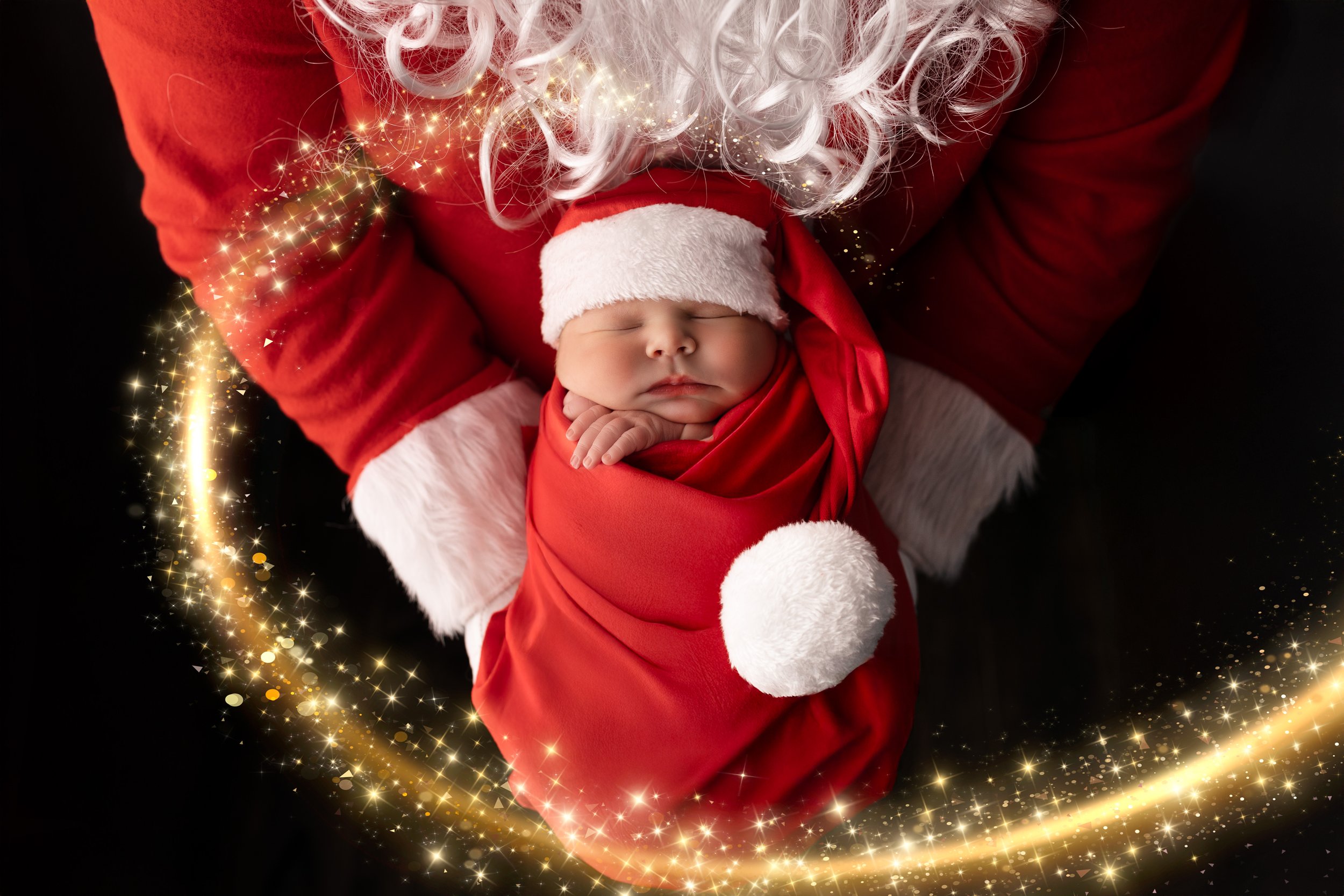 A Cozy Christmas Newborn Session to Remember Newborn Photography | Louisville &amp; Bardstown, Kentucky
