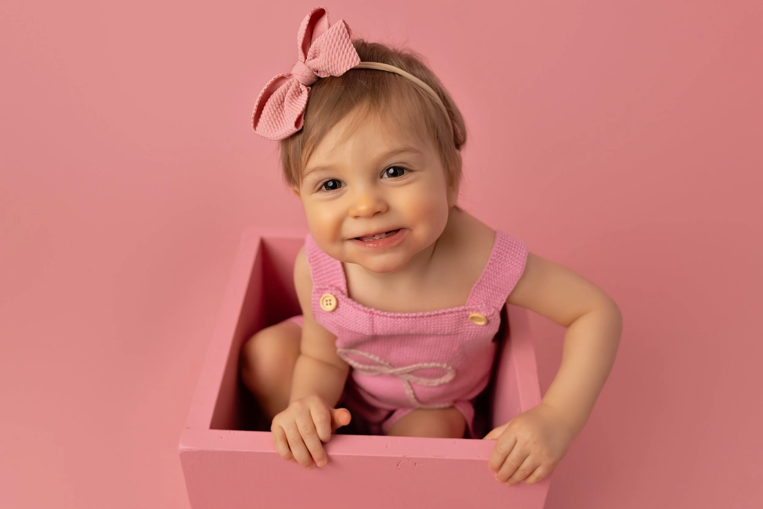 Pretty in Pink: A Monochromatic Milestone Session in Louisville, Kentucky