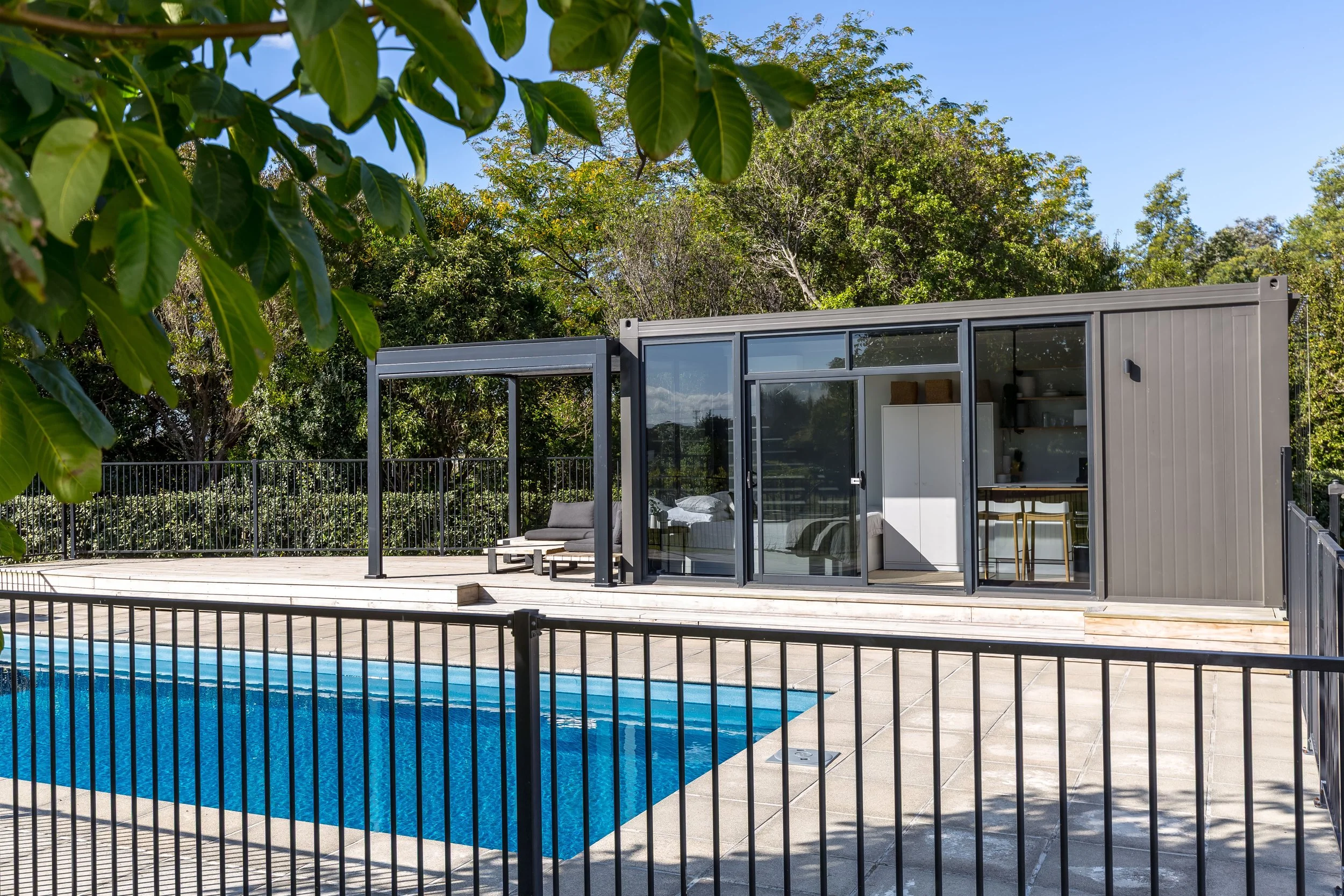 4 Pool House 9 44 Kitchener St.jpg