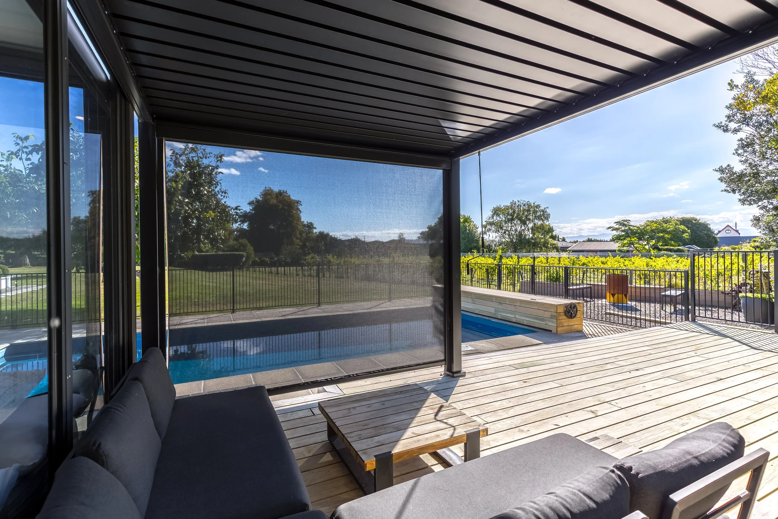 4 Pool House 9C 44 Kitchener St.jpg