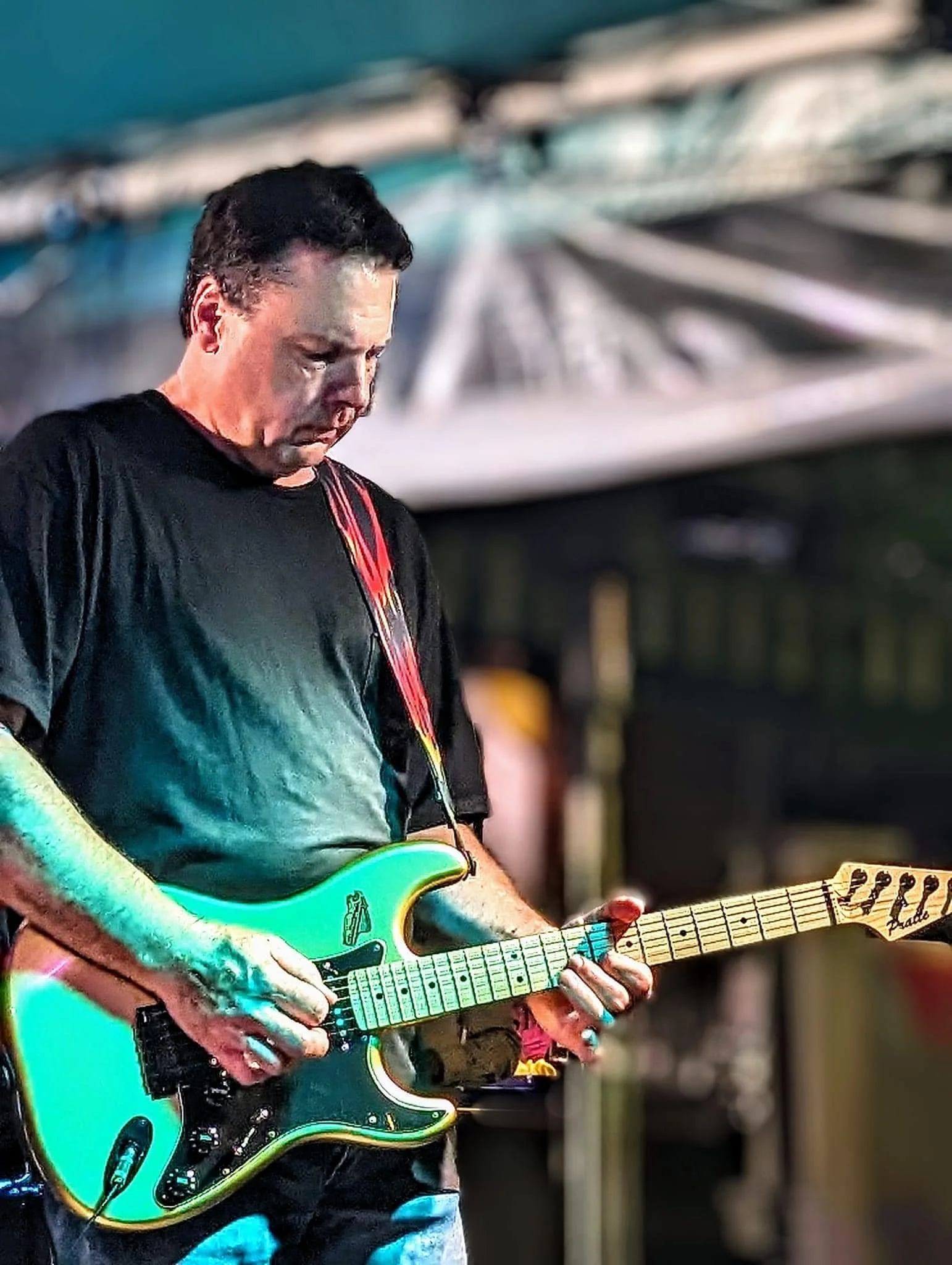 Live Music: Bob Pratte