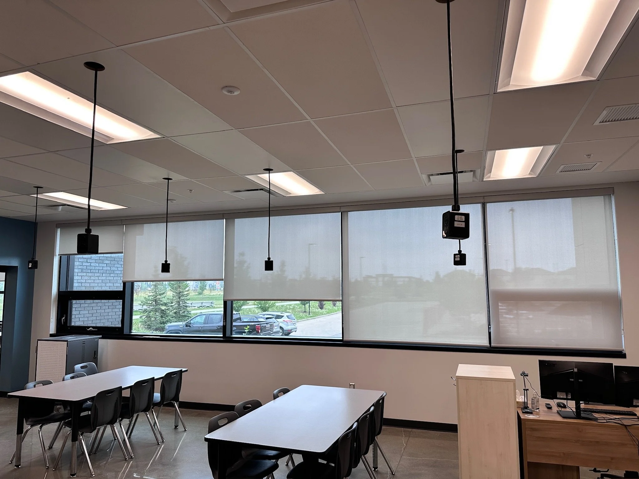 Novo Blinds provides durable, custom commercial blinds for offices, retail, and public spaces in Edmonton, Alberta.