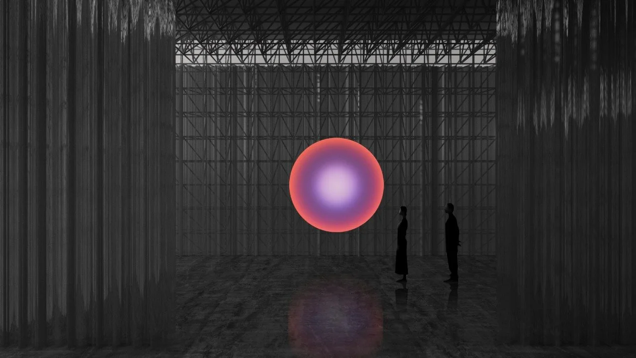 Dos personas observando una esfera luminosa en un espacio industrial con estructura metálica.