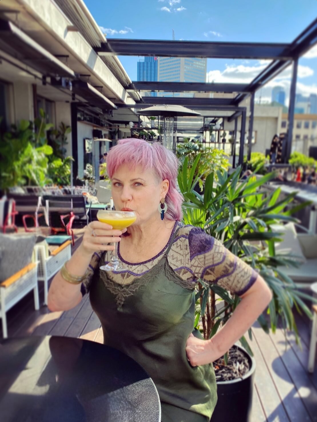 We&rsquo;ve been having our building replastered and painted so I moved out to enjoy some time in the sun for a short time. I&rsquo;m back in now and changed my room around a little so I&rsquo;ll be welcoming new Colour Analysis clients in this week 