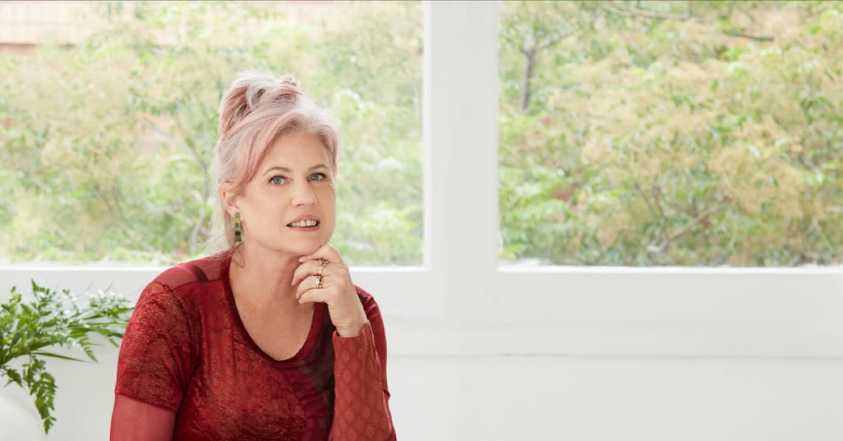 Think all your best years are behind you because you&rsquo;ve stopped working the big job? 

You couldn&rsquo;t be more wrong. 

Discover why now is the perfect time to ready yourself for the really fun stuff. 

Discover The Vivienne Project: 
https: