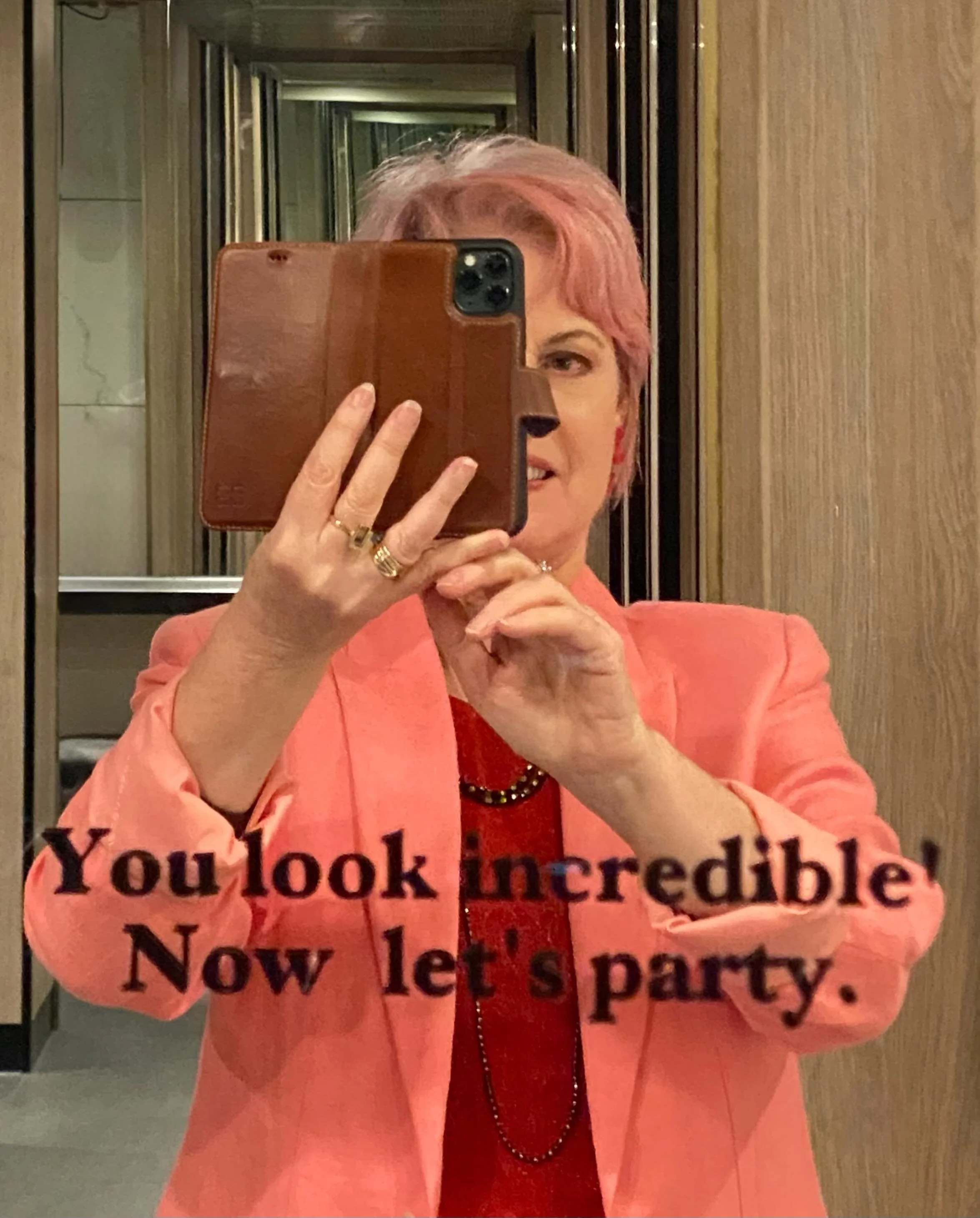 I had the pleasure of speaking at The Celebrant Society Conference today about what celebrants should consider when deciding what colour to wear. What a delightful bunch of people and speakers and what a great conference! 

I know now that celebrants