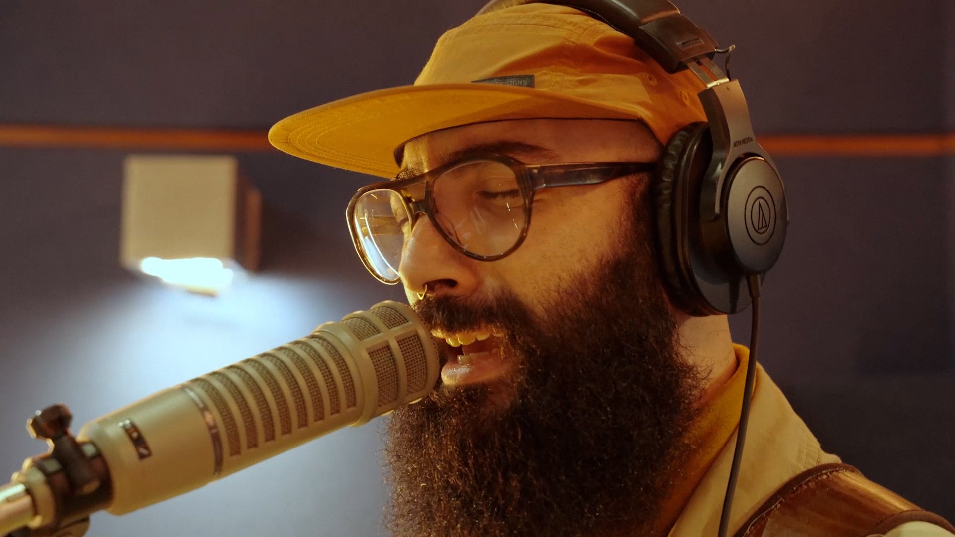 Funky Lamp - 'Fishtank'.00_12_10_14.Still025.jpg