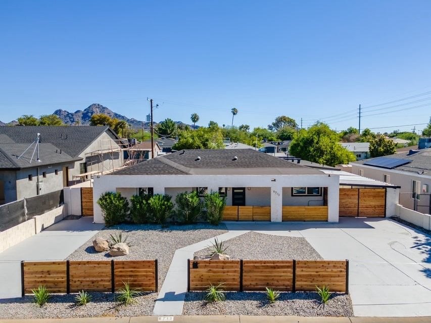 A beautifully remodeled home in the heart of Central Phoenix, featuring a private pool and a versatile ensuite suite.

📍6713 N 10TH ST, Phoenix, AZ 85014

5 Beds | 3 Baths | 2,341 Sq Ft
Listed at $799,995

Presented by Gaby Carder of Real Estate 48.