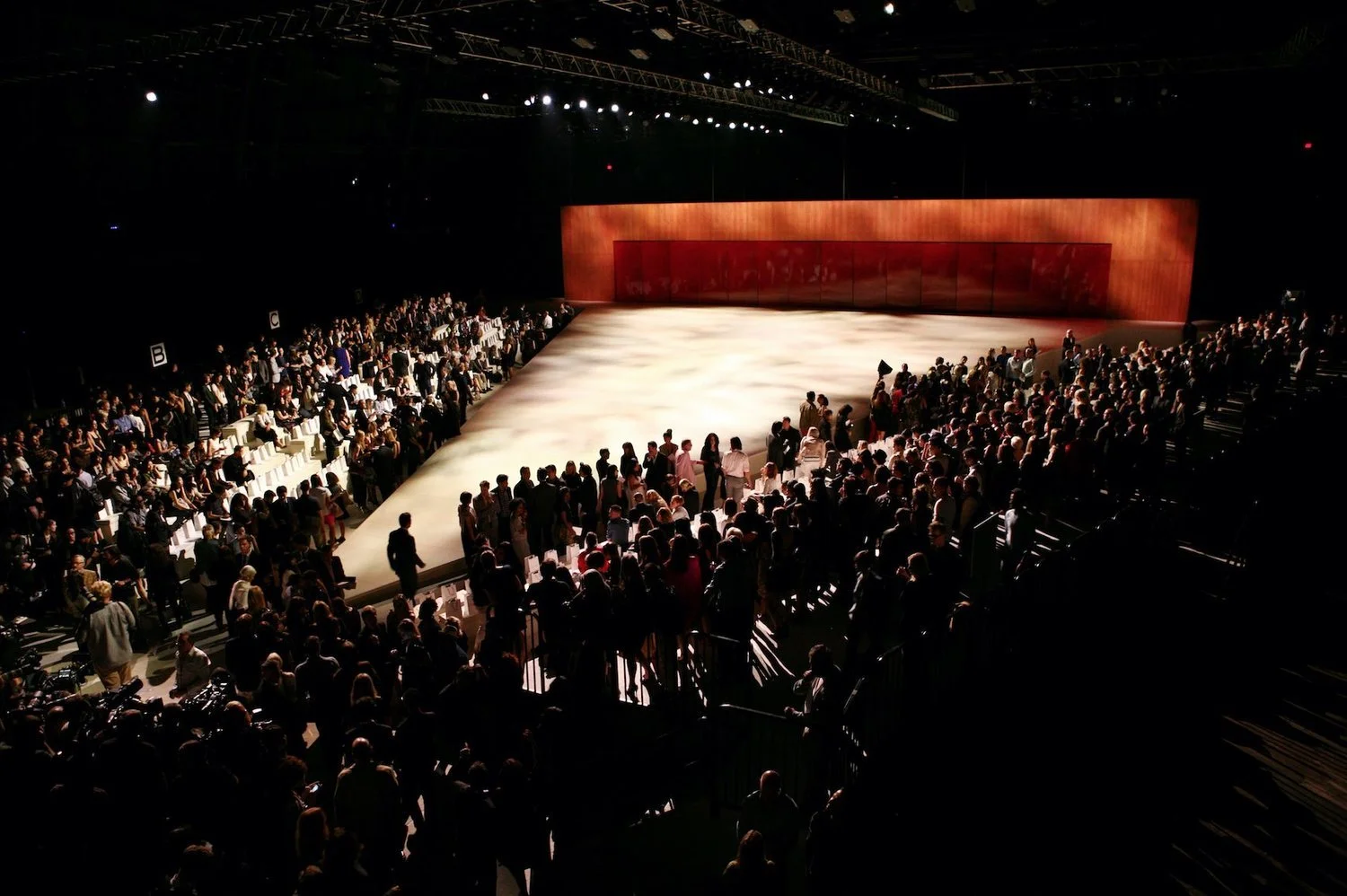 2013+SBStudio_Fashion_Show_Marc_Jacobs_Spring_Summer_.jpg