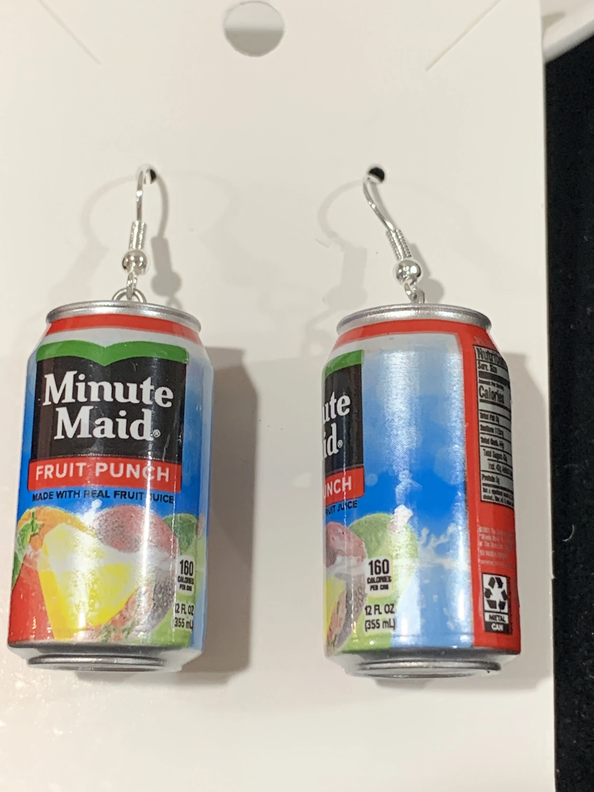 Fruit Punch Minute Maid cans.JPG