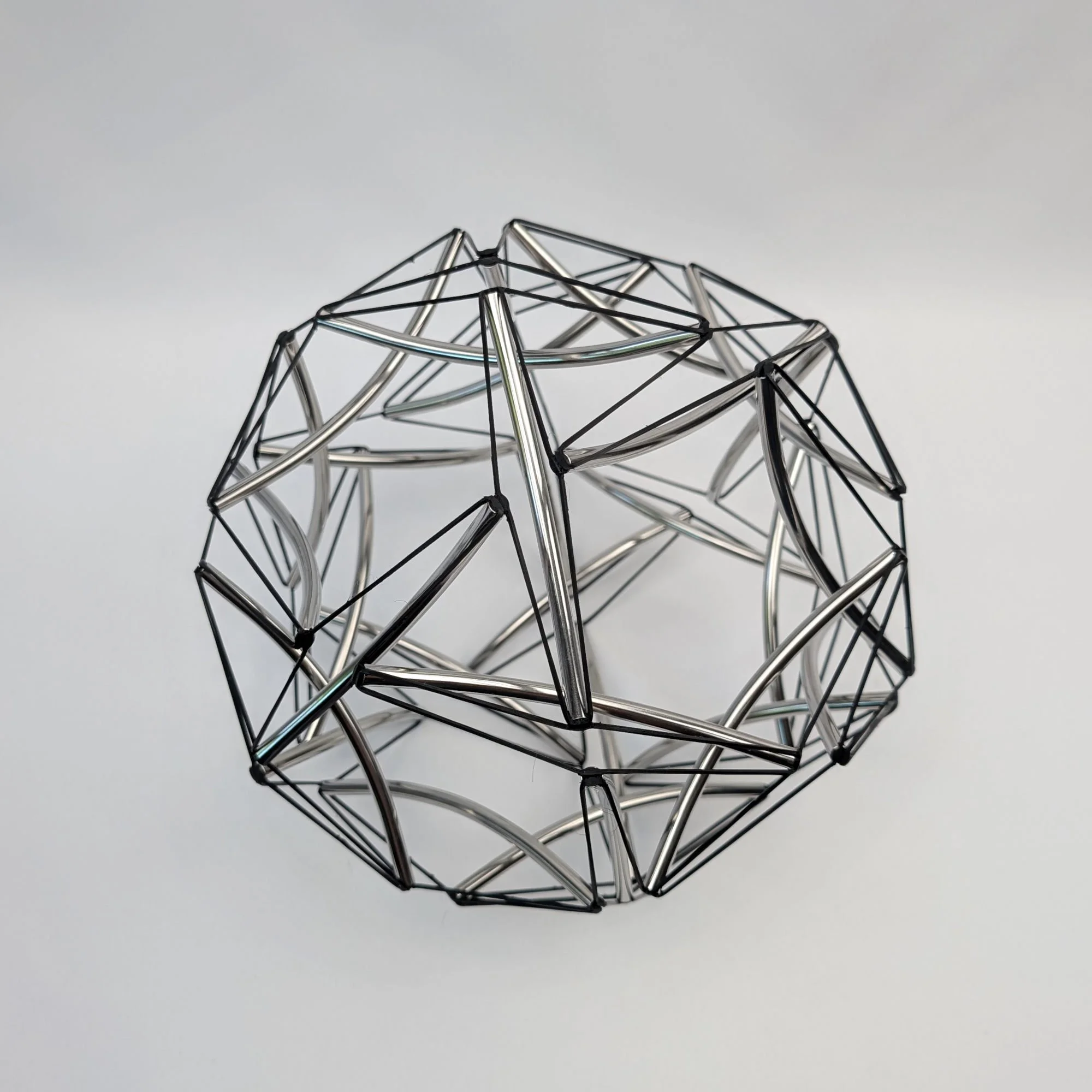 icosi-dodecahedron 60 inward curving struts
