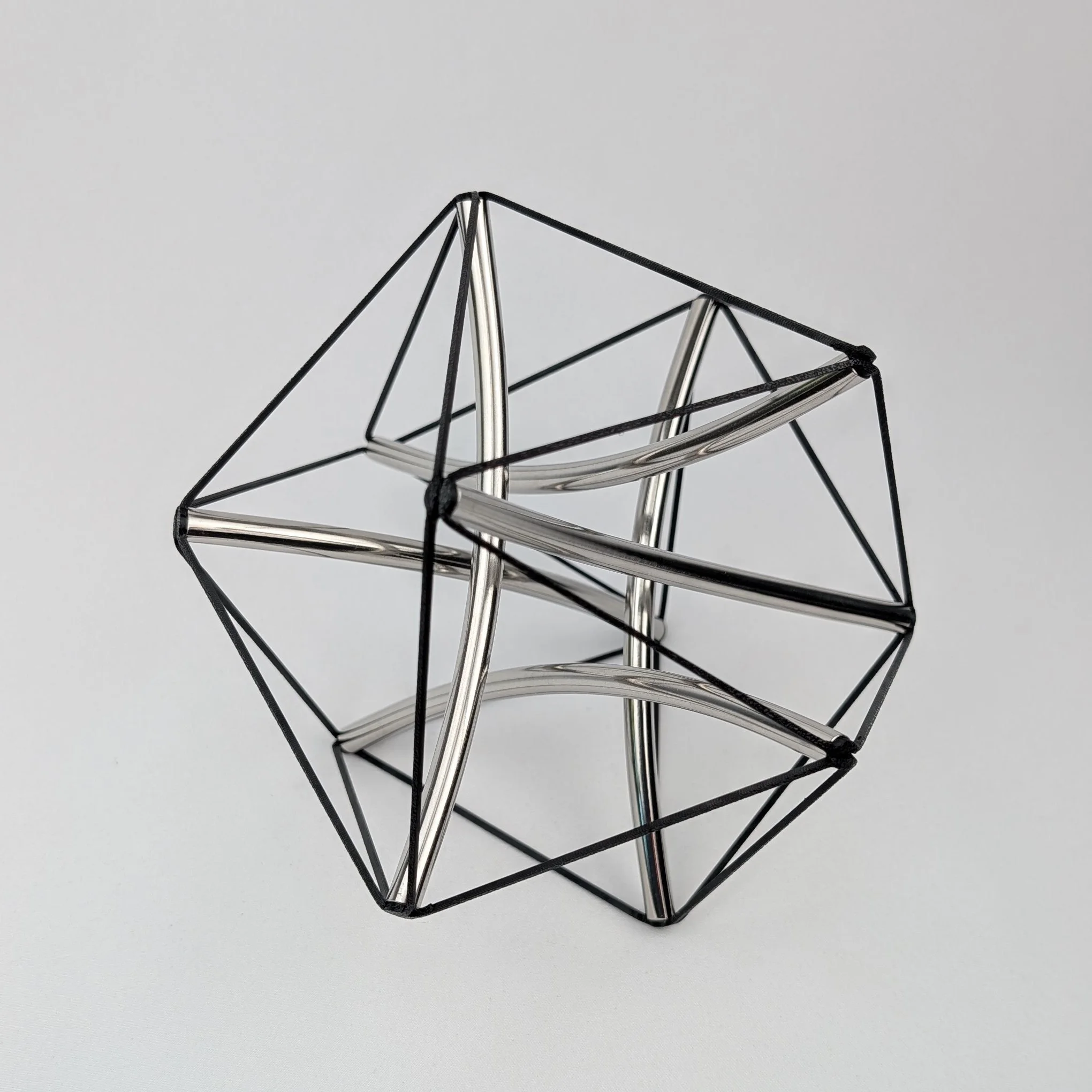 Icosahedron 6 inward curving struts
