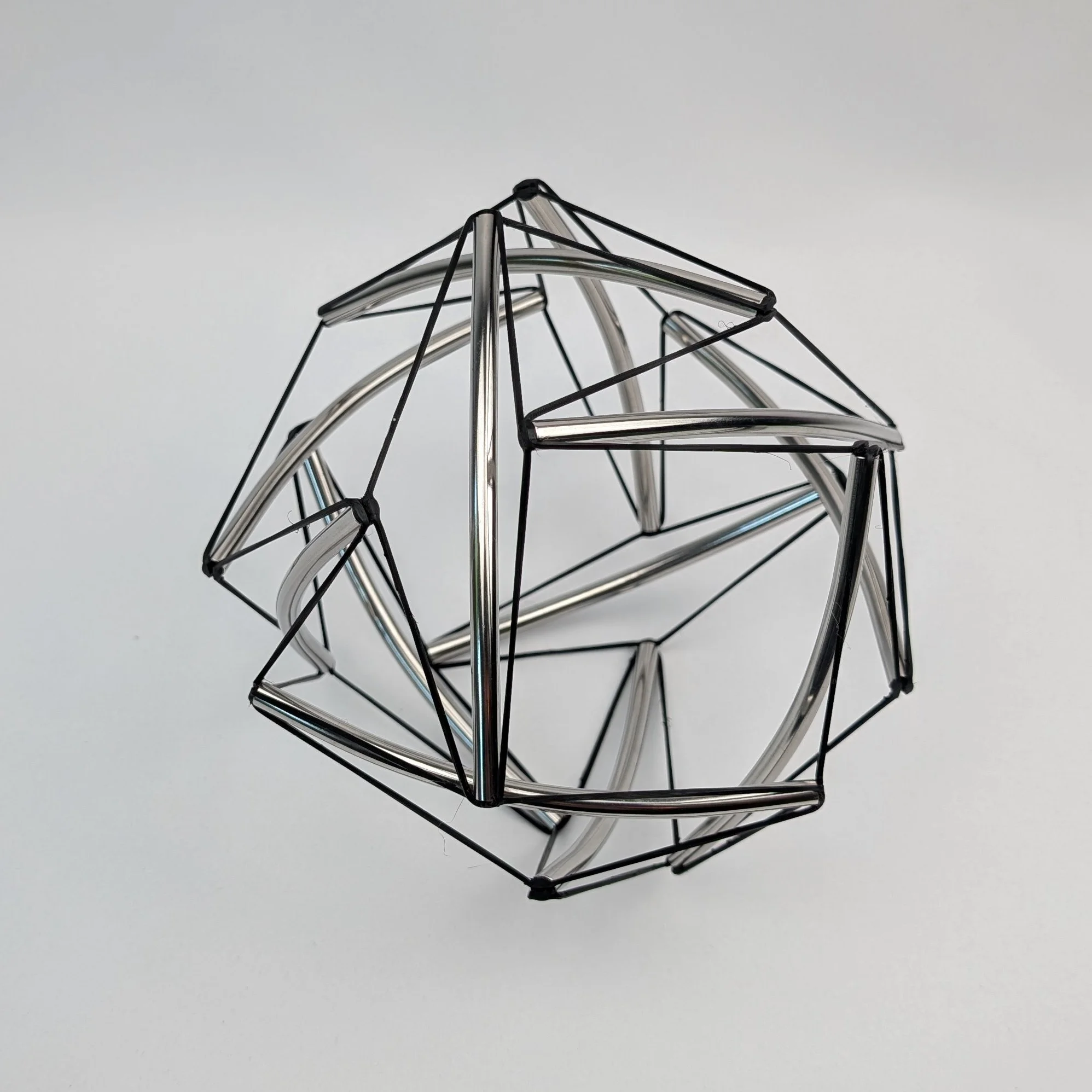 cubo-octahedron 12 outward curving struts