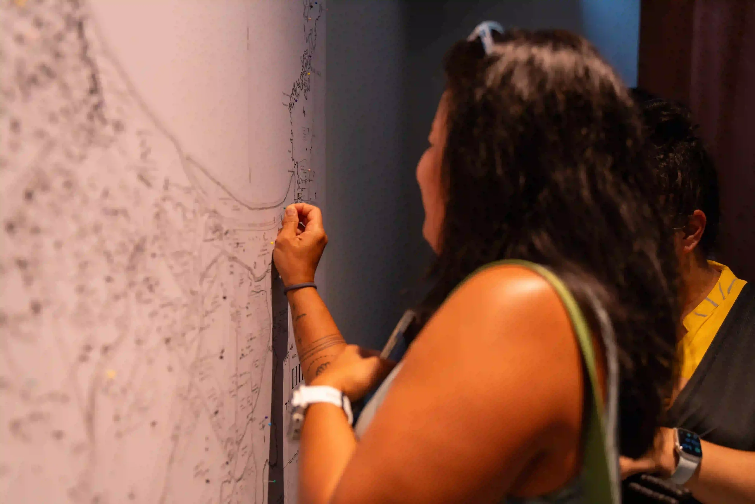 Puāhilo exhibit encouraging people to find the places they are connected to
