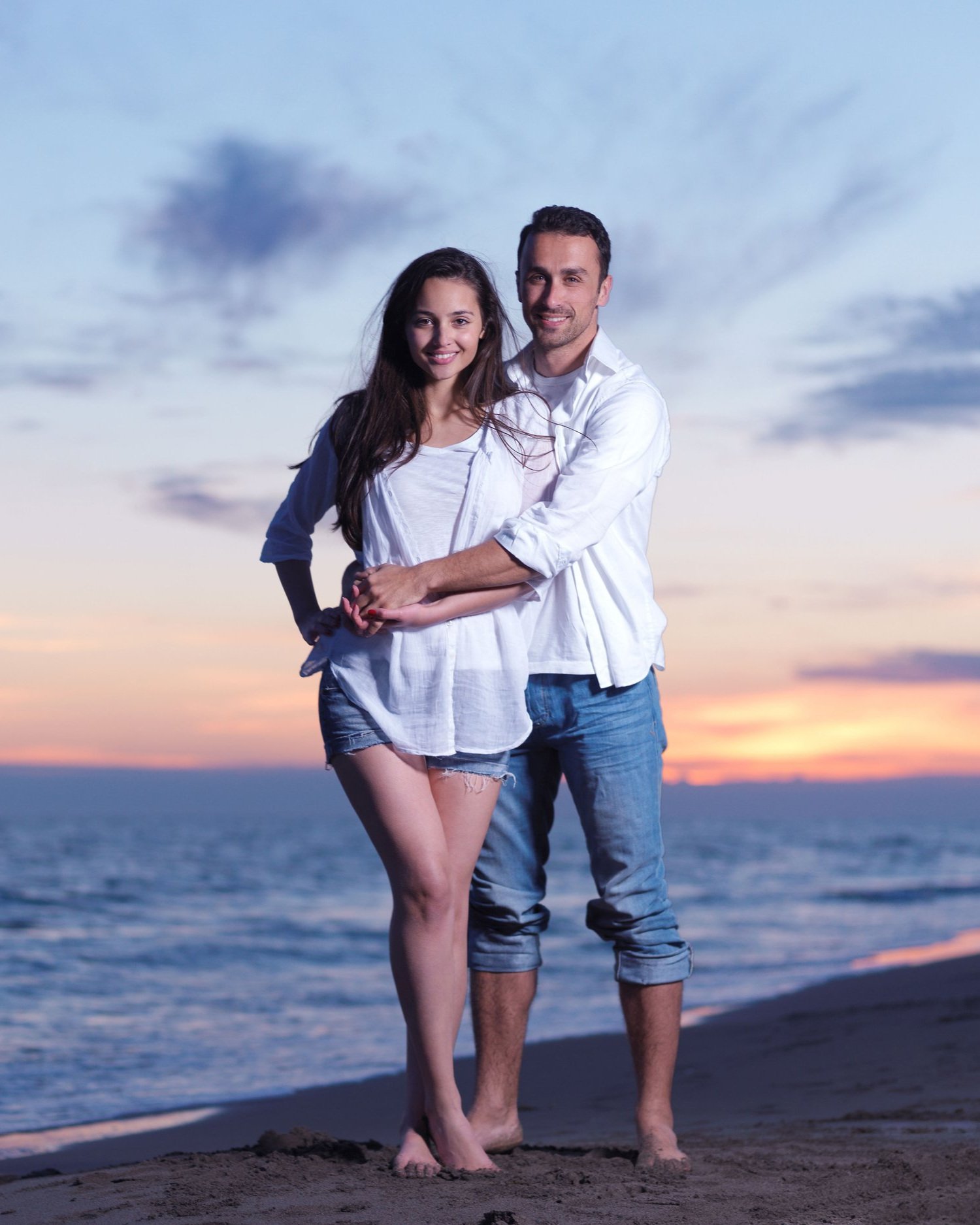 Couple-Beach_Before_214291945.jpg
