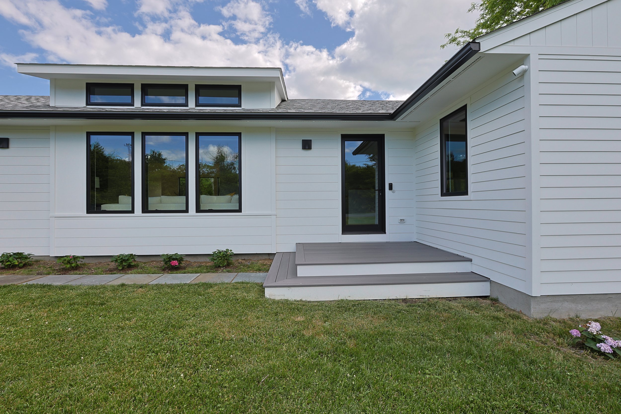 31 Green Acres Road, Hudson, NY 12534
