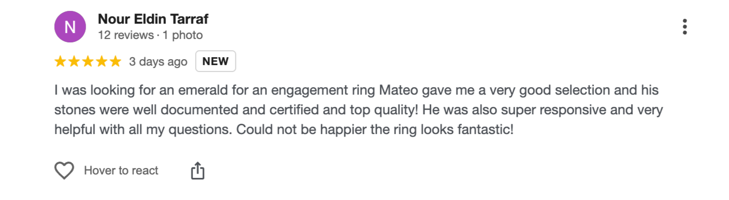 Customer review for an engagement ring, mentioning a good selection of emerald stones, certified quality, responsive service, and satisfaction with the ring's appearance.
