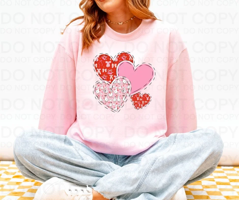 Goose Heart Patch Crewneck Sweatshirt – Gildan 18000