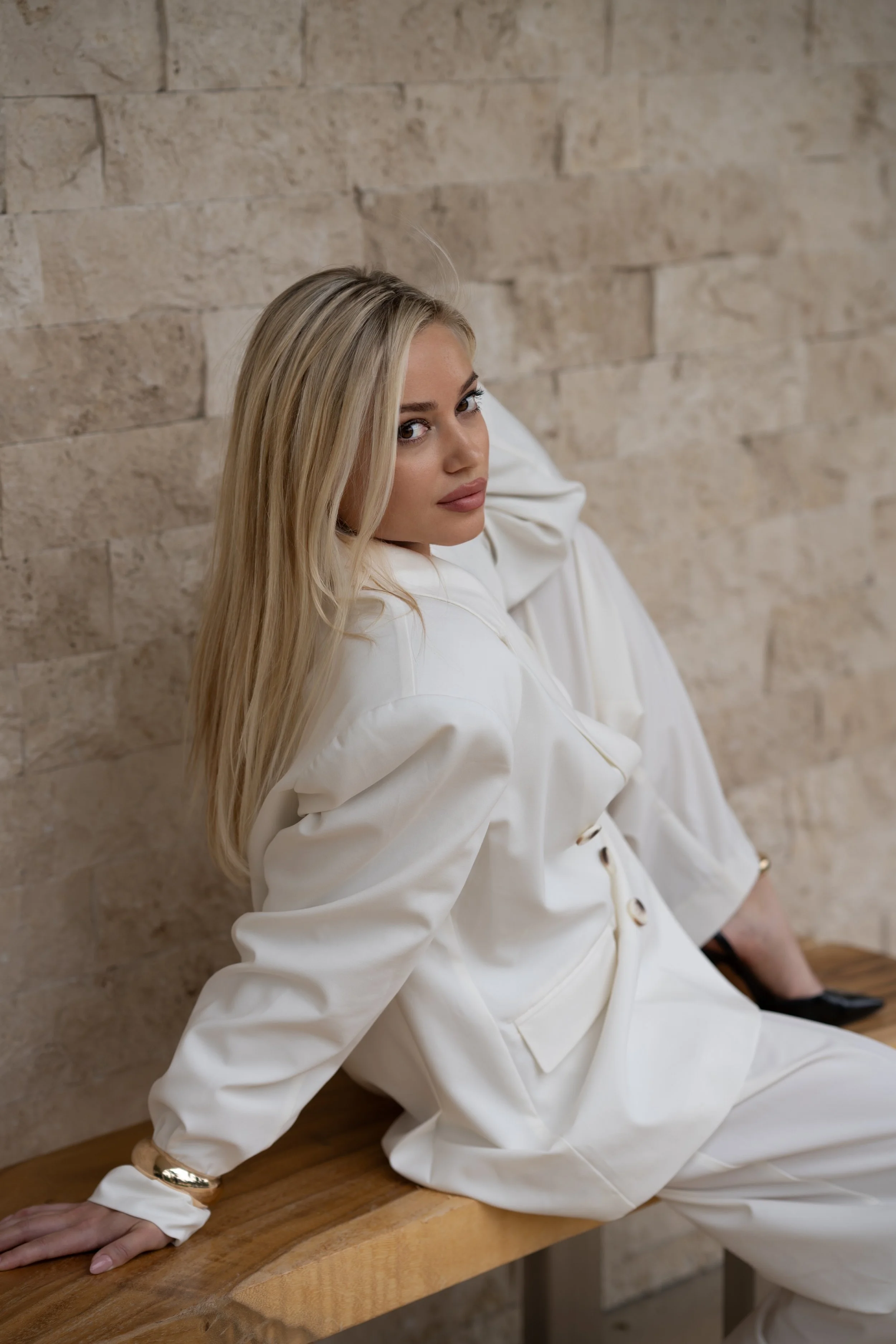 Why Natural-Looking Hair Extensions Are the New Luxury – And How We Perfect Them at Hair Extensions Los Angeles 