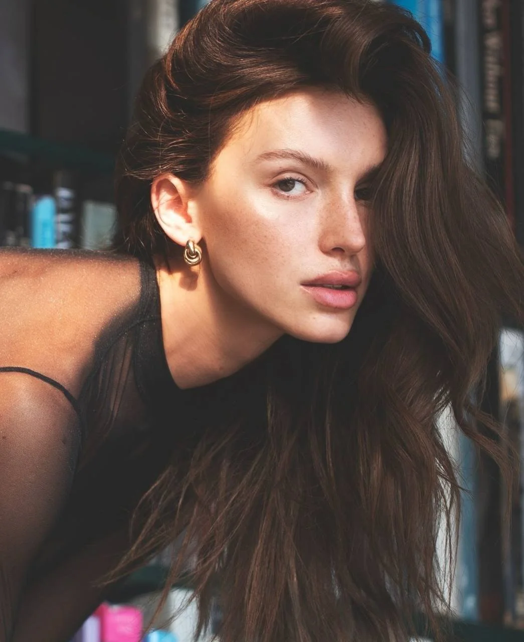 Ideal For: – Thin / fine hair – Extra fullness in front pieces – Clients new to extensions – Bridal or photo-ready looks What’s Included: ✓ Premium Slavic/Russian hair ✓ Custom color matching ✓ Blending haircut ✓ Styling & finishing