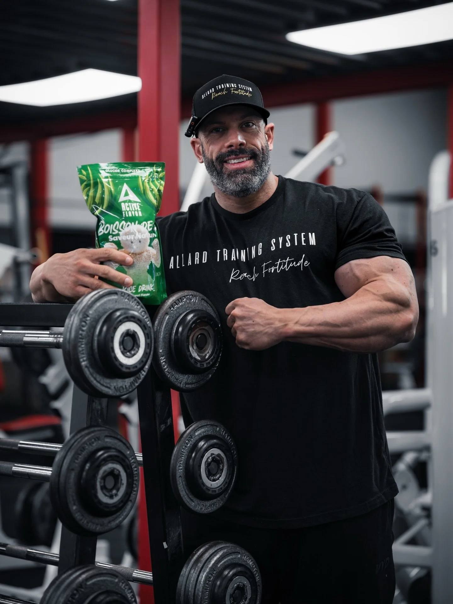 Nature, mais loin d&rsquo;&ecirc;tre basique.
Une boisson de riz clean que tu peux mixer avec tes EAA, intra ou post training.
Z&eacute;ro superflu. Juste ce qu&rsquo;il faut pour performer 🔥
_________

Natural, but far from basic.
A clean rice drin