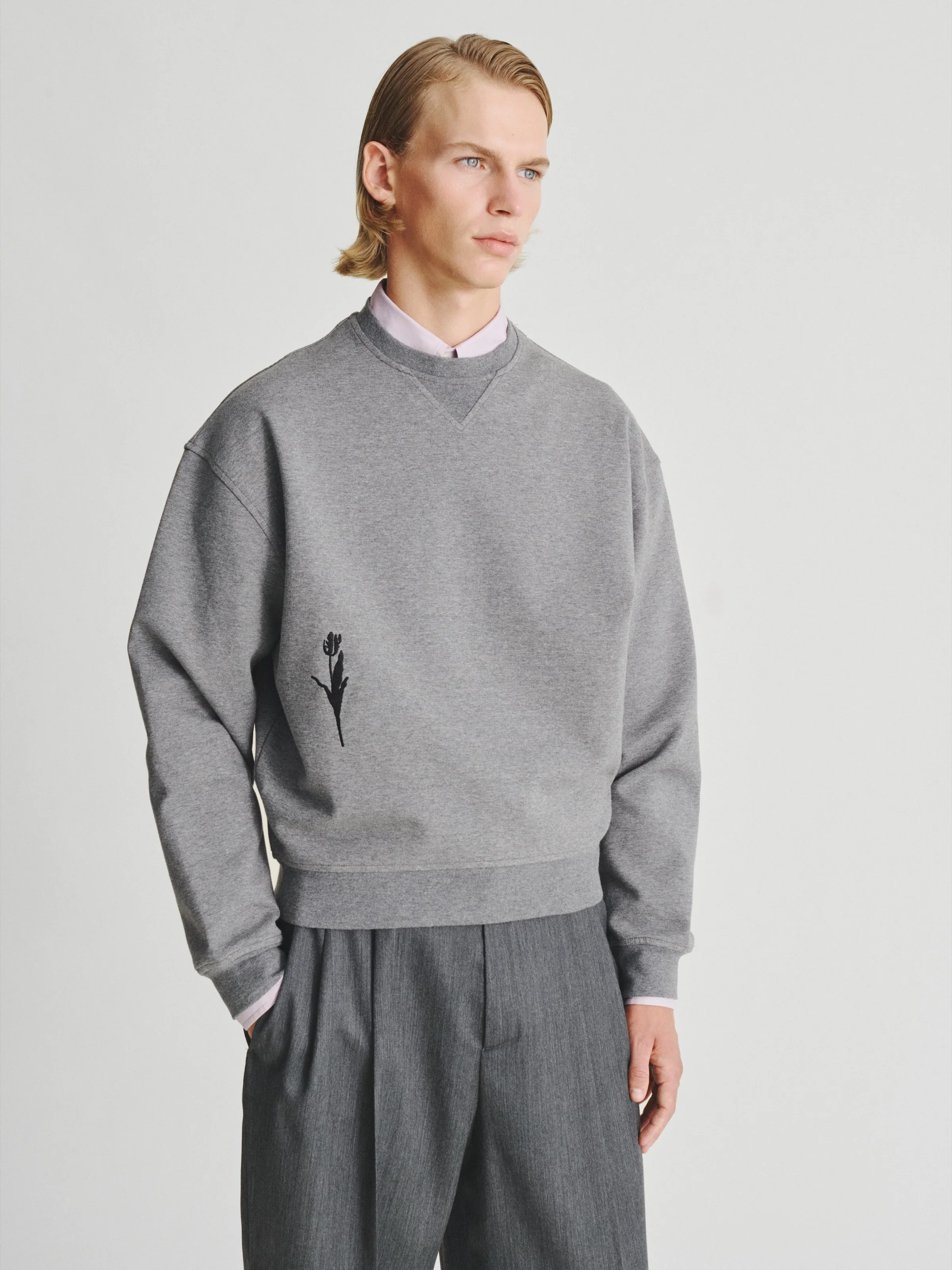 KVA_Jersey_01_Grey_m2.jpg.webp