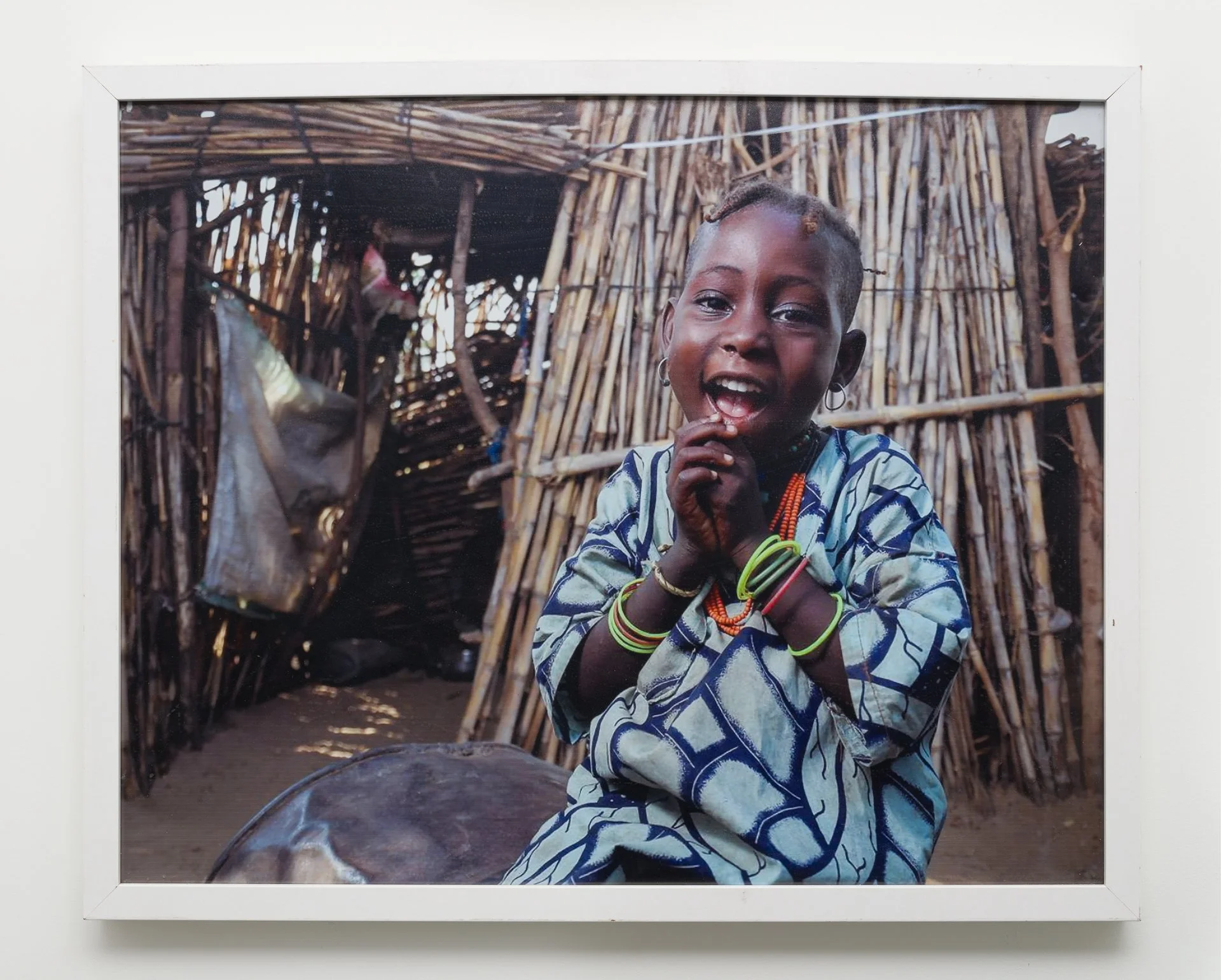 Fati Abubakar, Title Unknown (Girl in Blue, with bracelet), Photograph