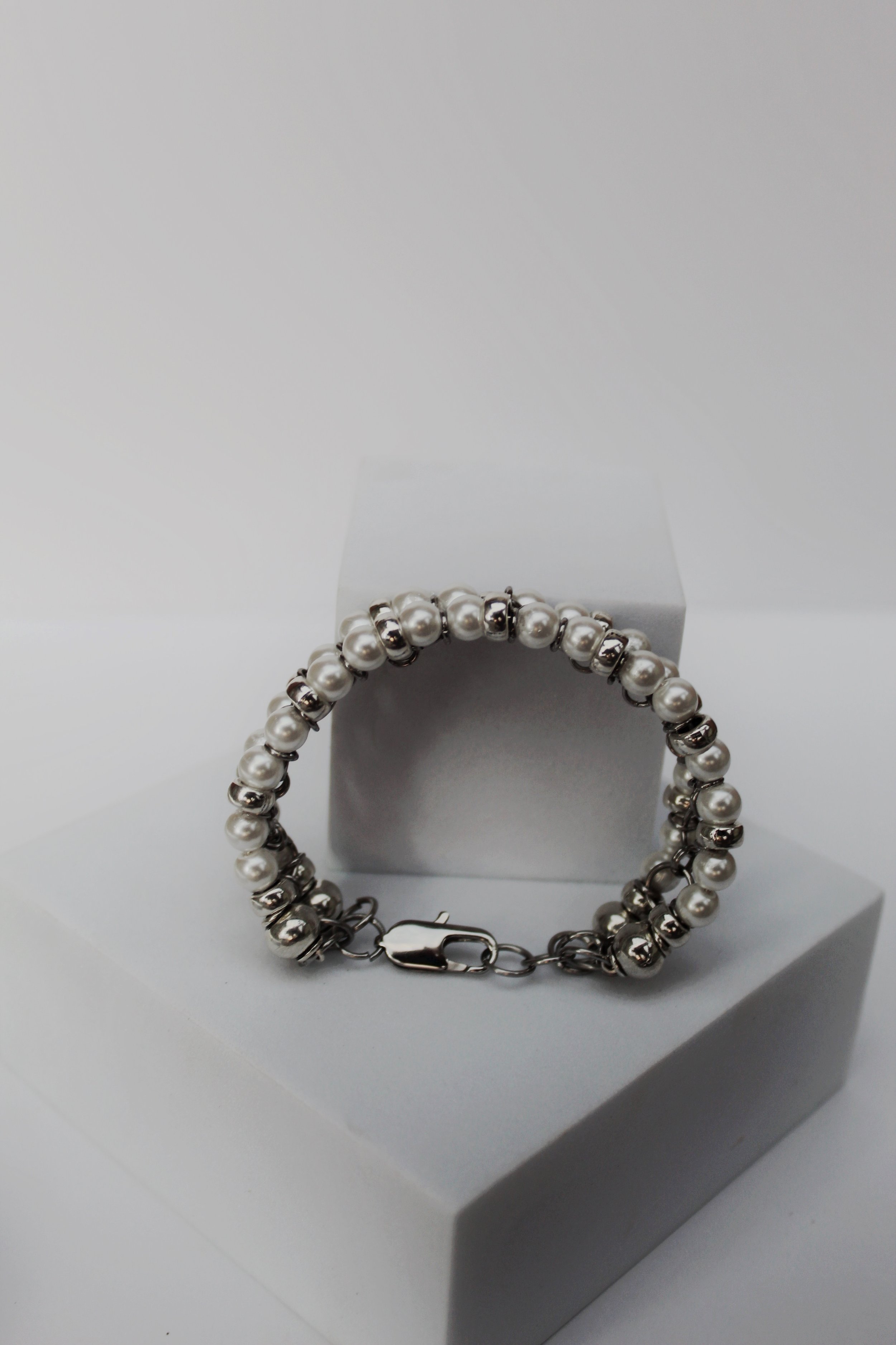 pearl+bracelet+2.jpg