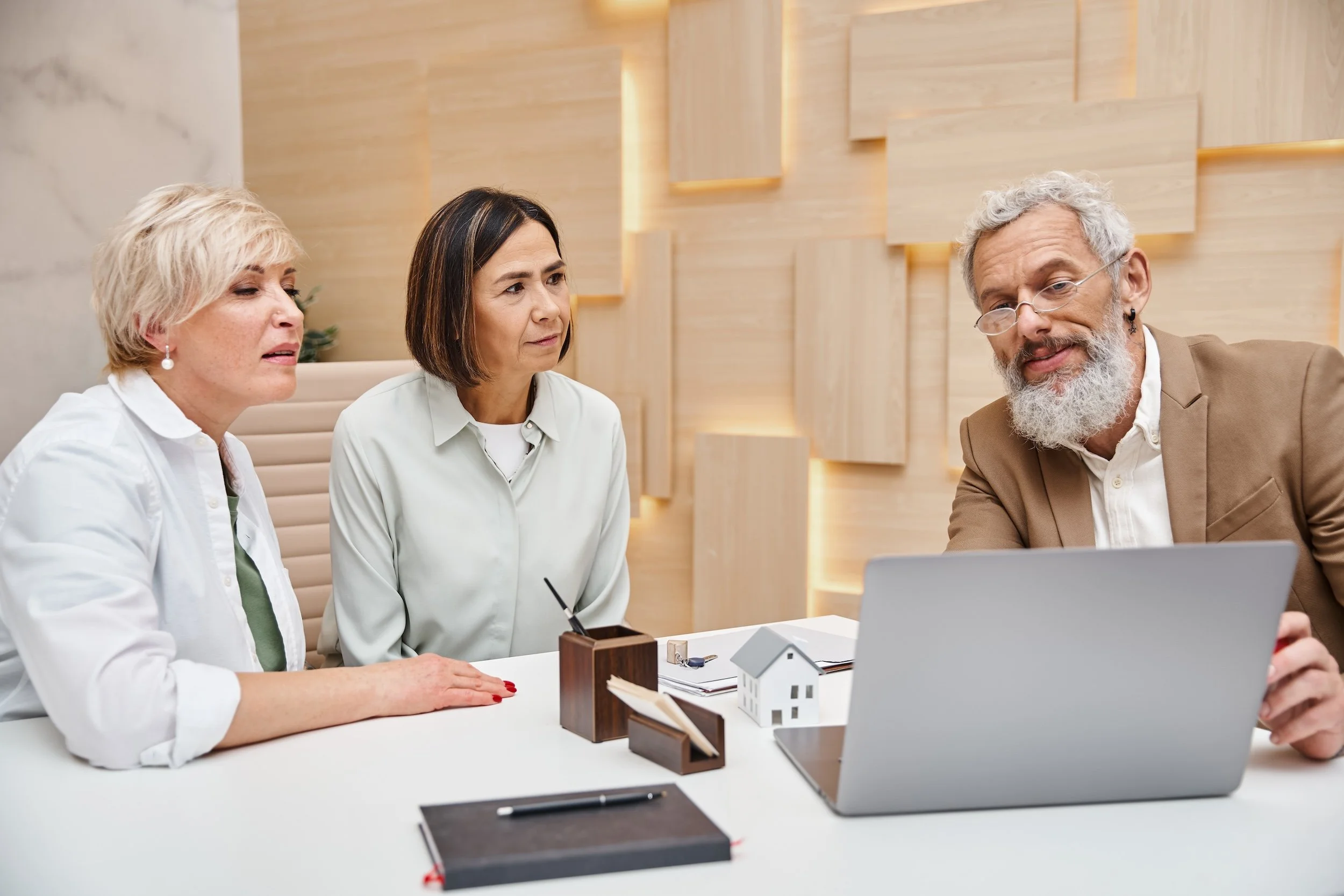 How Spousal Support Works in Virginia Divorce