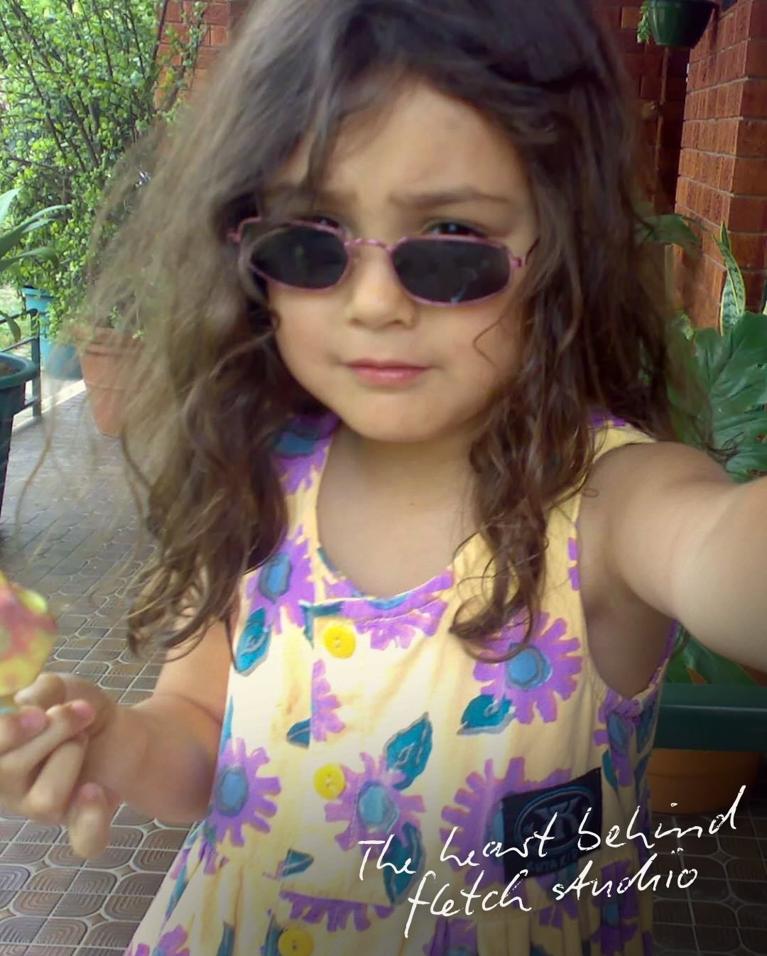 Loving this trend rn so no better time to introduce myself, the creative heart behind this studio and the heart that drives mine, Merlin 🫶🏻🐶