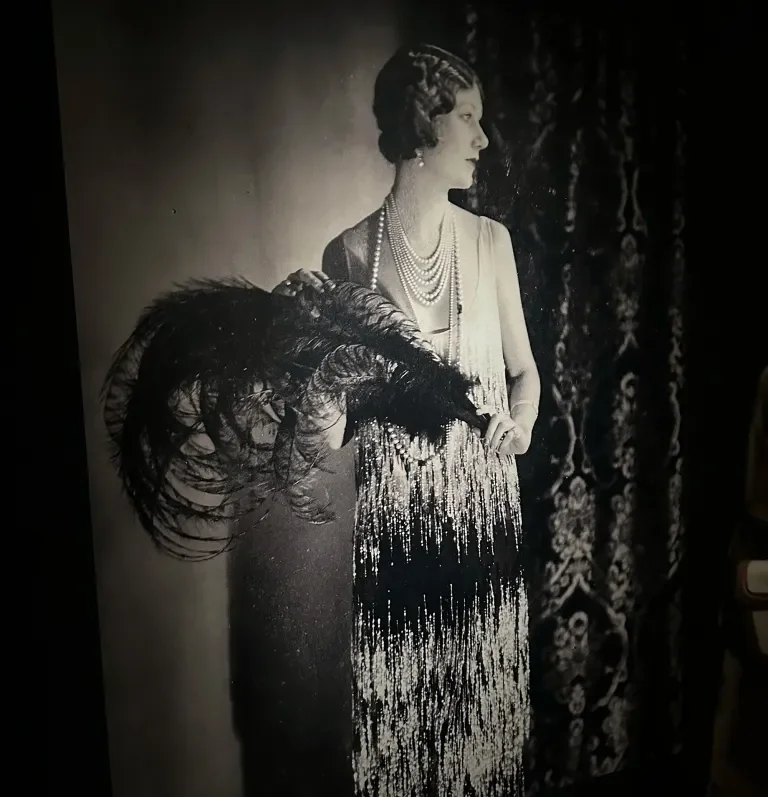 vintage-chanel-photoshoot-advert.webp