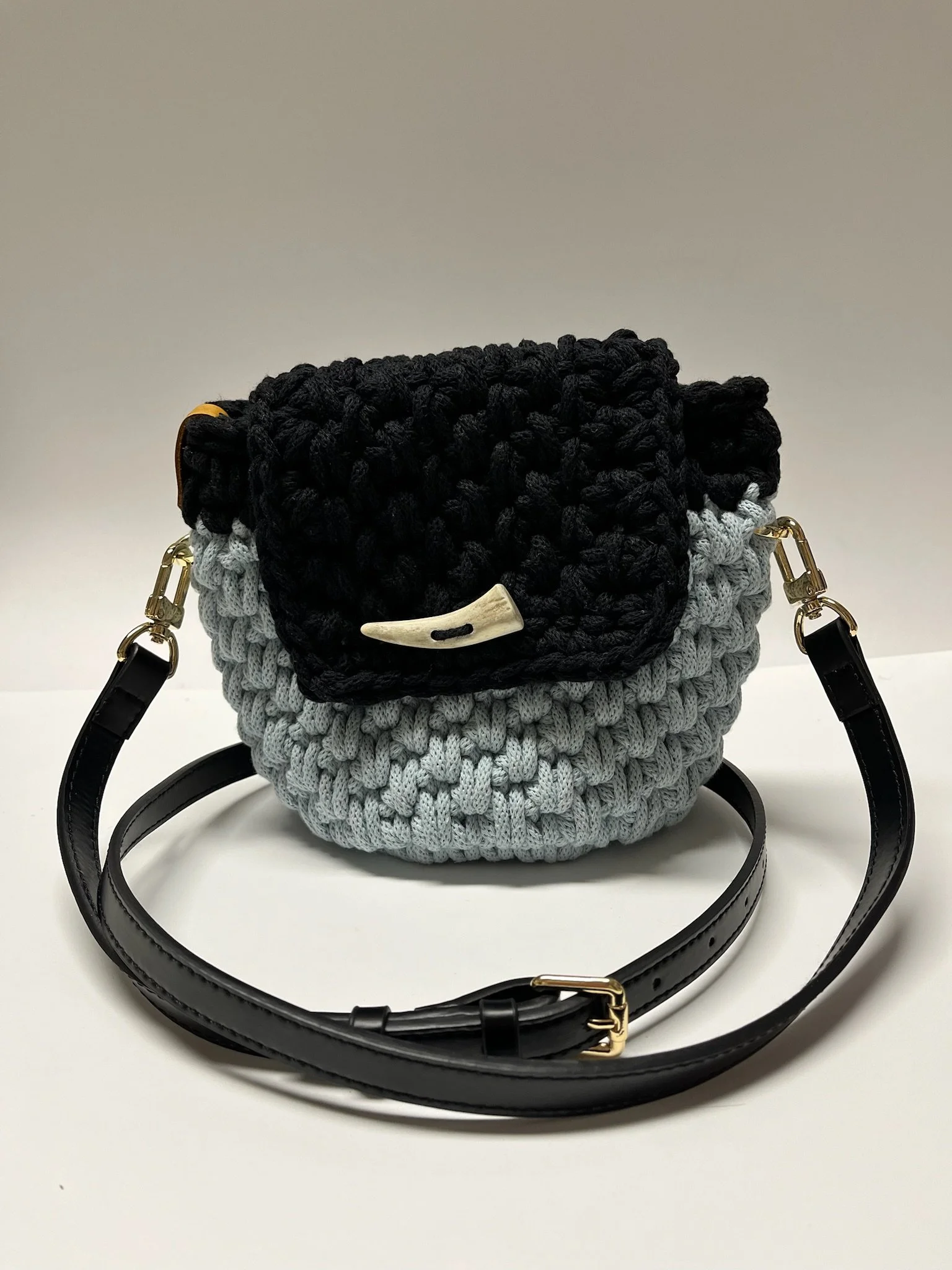 the mini libby misty blue black.jpg