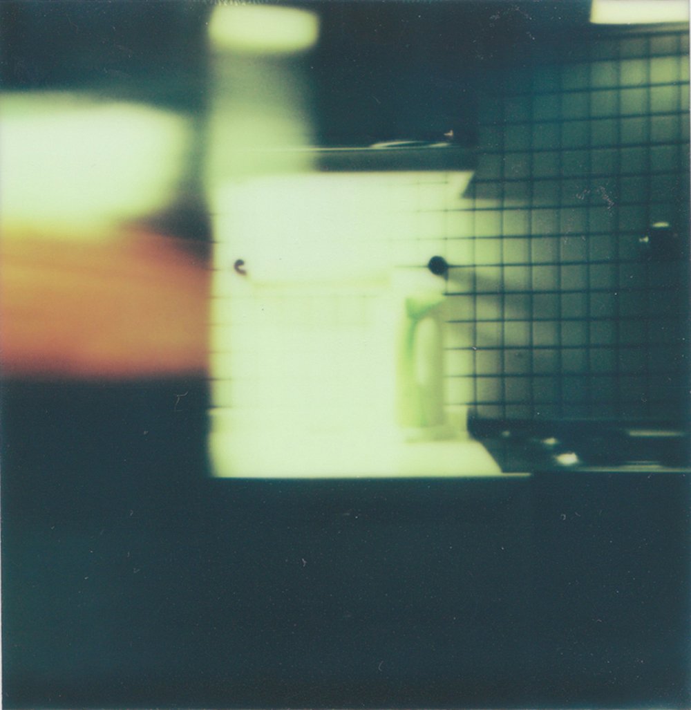 (02)