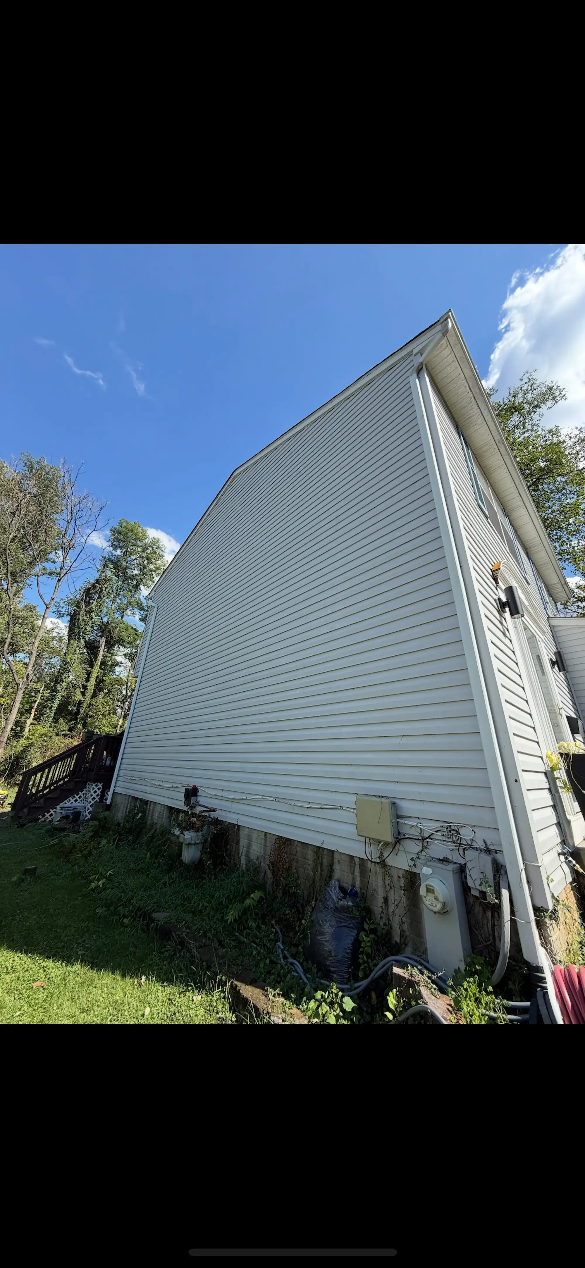 soft-washing-falls-church-siding-pane-relief.webp.webp