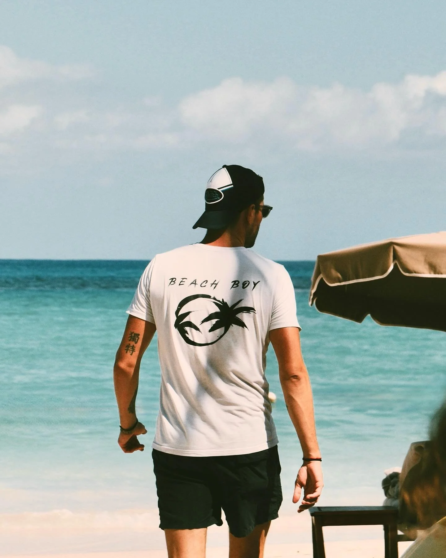 ~ Good vibes only 🌞 brought to you by the Pearl Beach boys ~ 
&mdash;
#pearlbeach #beach #stbarths #restaurant #beachclub #waves #sunset #sand #sea #caribbean #island #tasty #trendy #dj #music #food #beachparty #guest #life #love