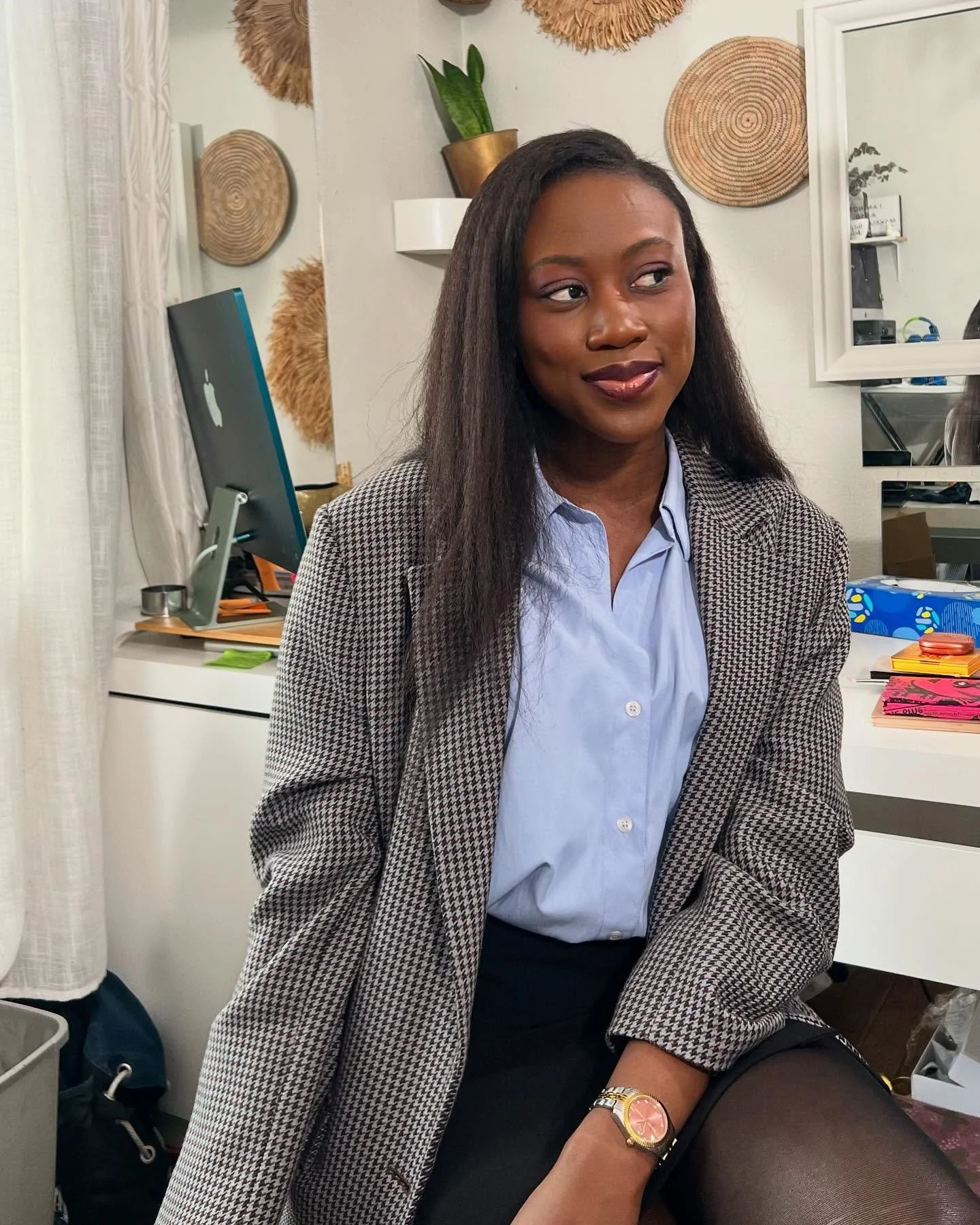 Hello par ici 🌸, 

Bienvenue dans ce mois de Mai ✨ ! 

Je suis particuli&egrave;rement enthousiaste &agrave; entamer cette saison et ce mois qui marque pour moi un nouveau d&eacute;part. 

Si tu as rejoint r&eacute;cemment ma page, ou que tu me suis