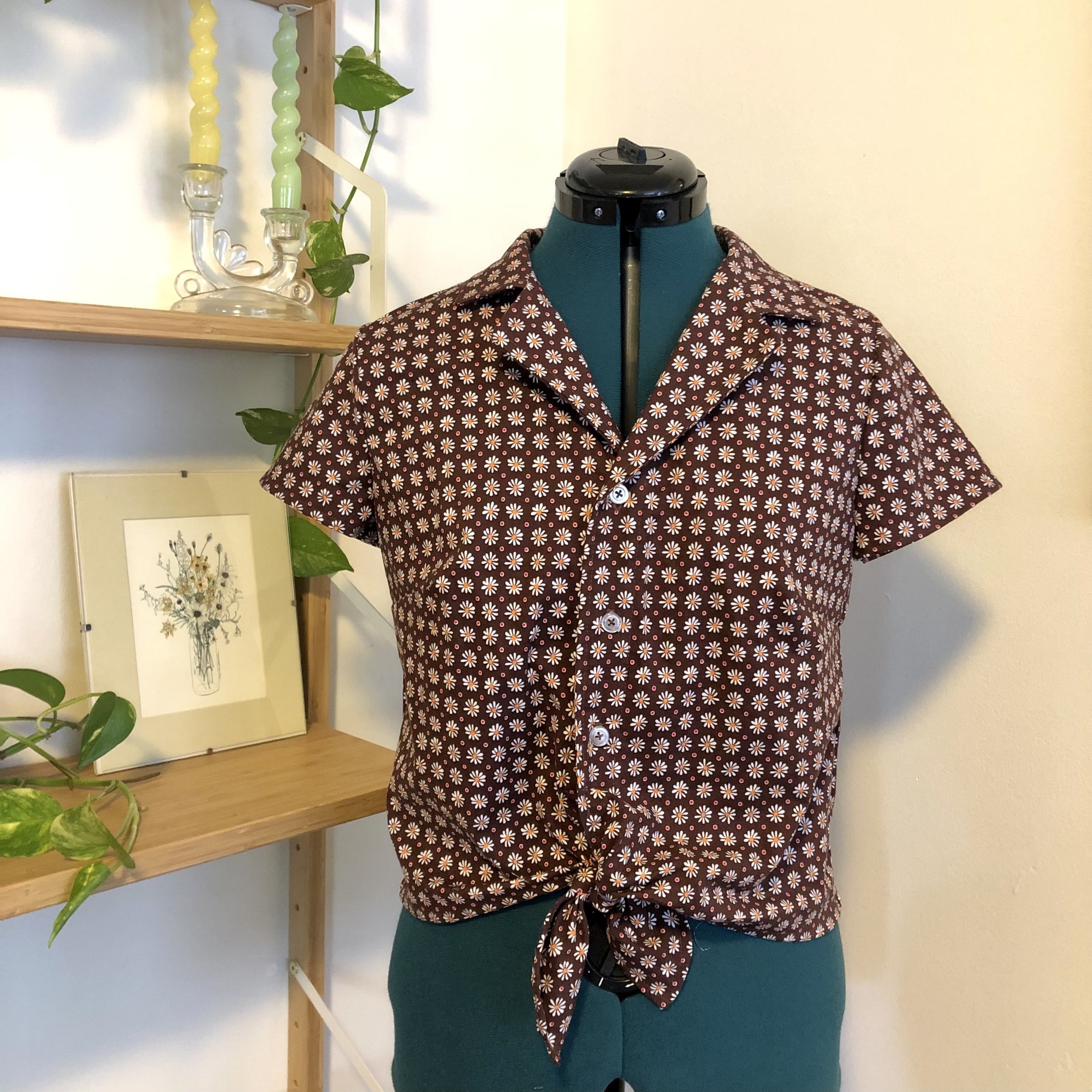 Daisy Camp Shirt Size Small.jpeg