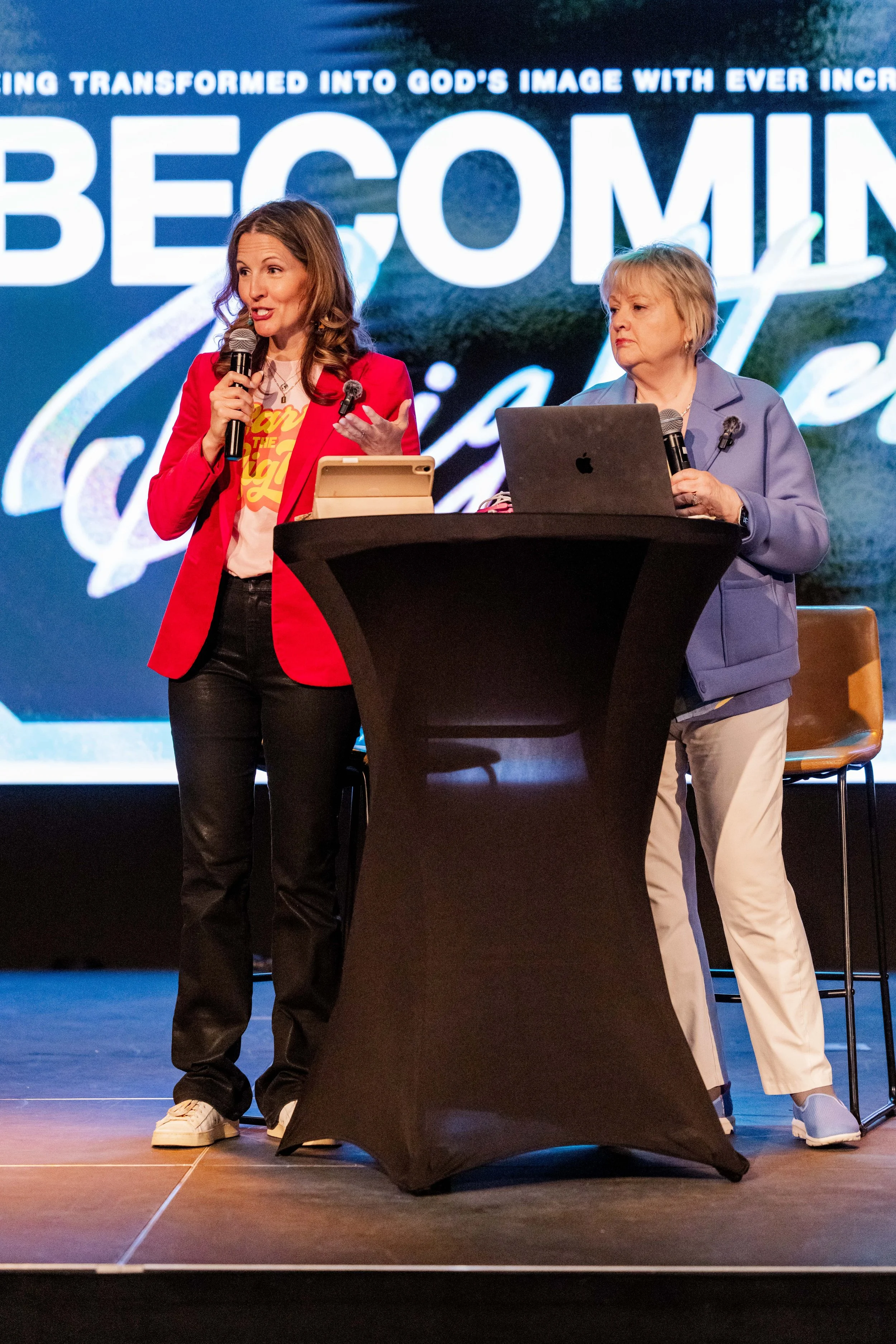 ROAR 2026 DAY 2 - altar call break out lunch128.jpg